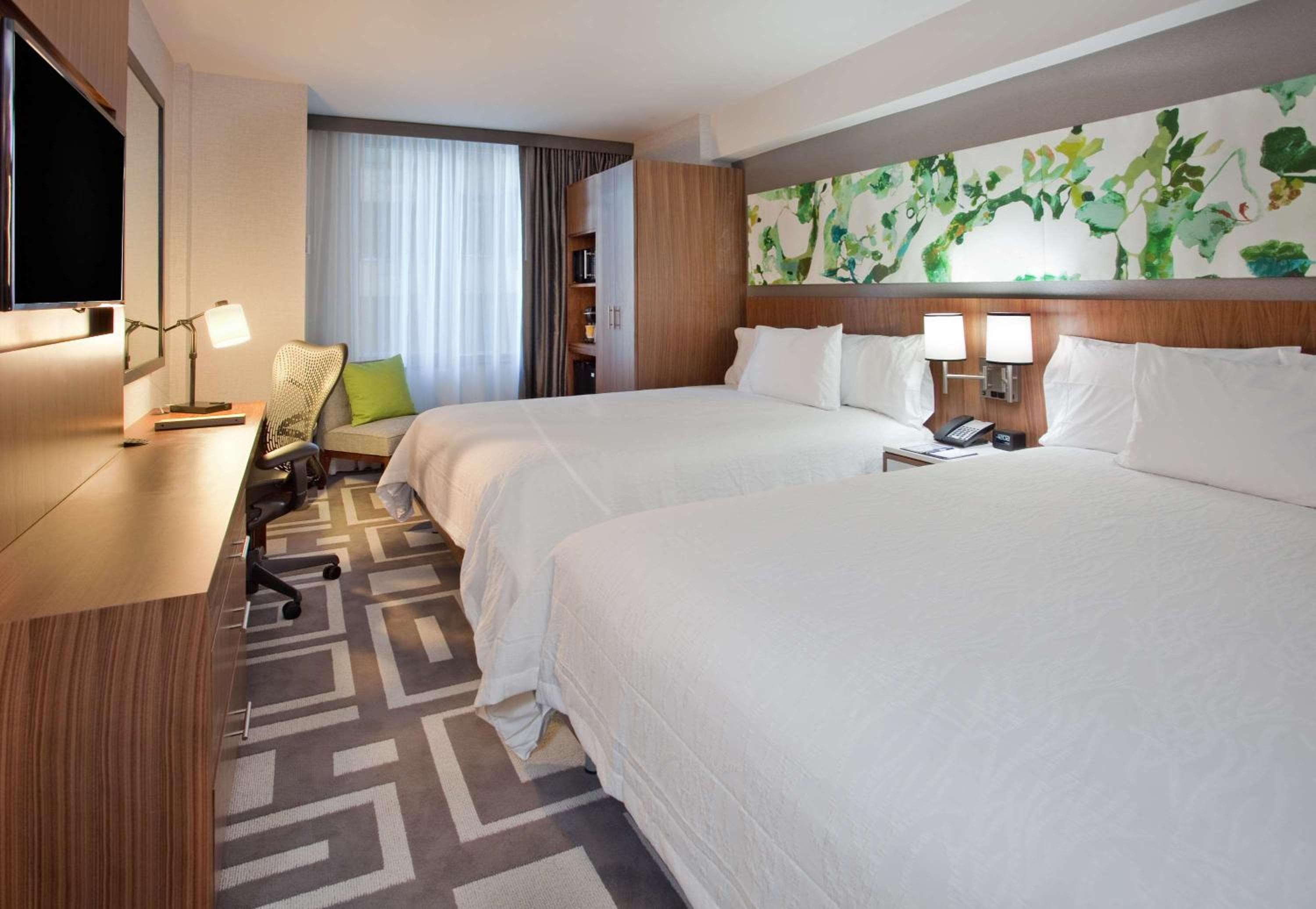 Hilton Garden Inn New York Central Park South-Midtown West — 12