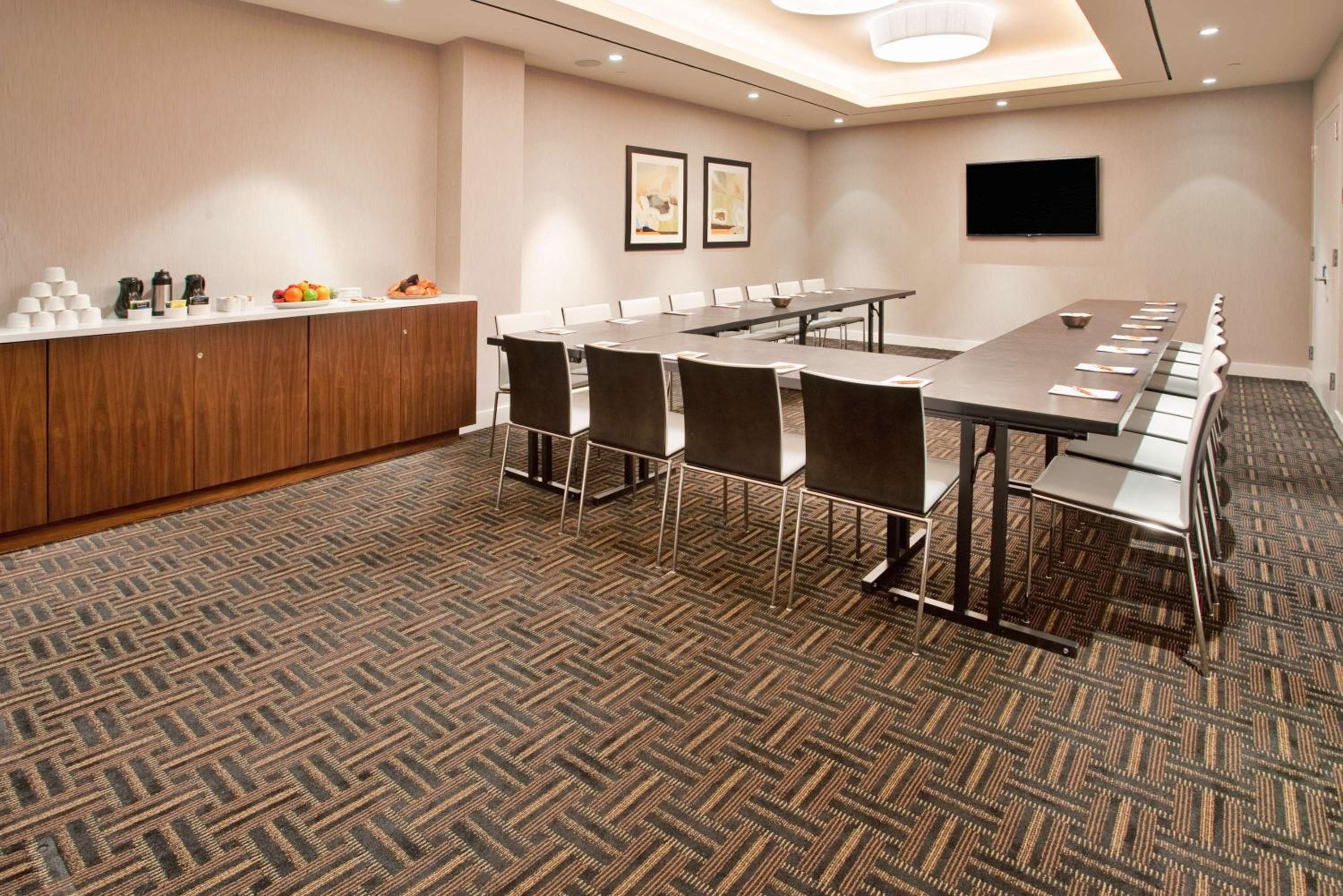 Hilton Garden Inn New York Central Park South-Midtown West — 19