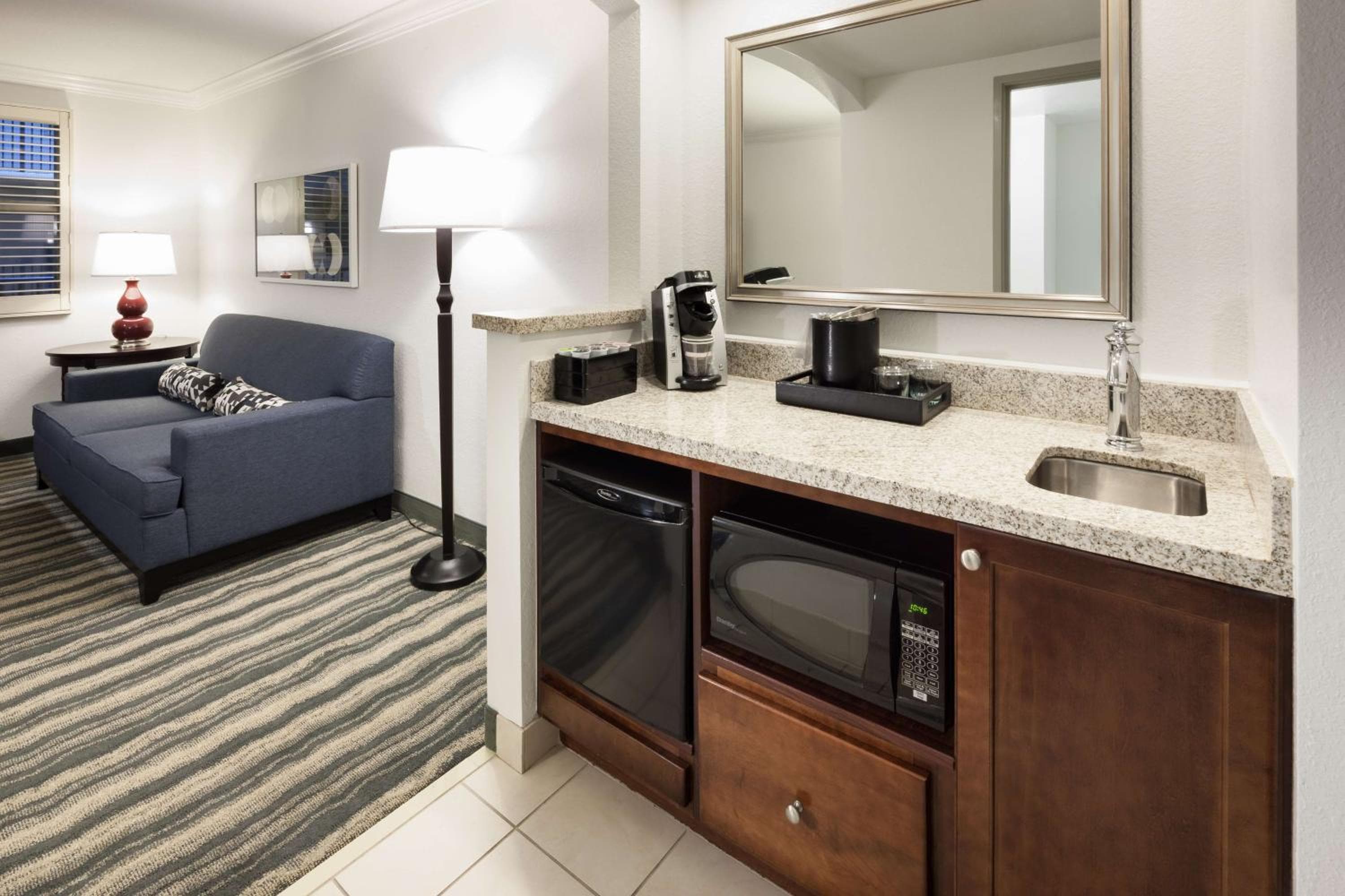 Embassy Suites by Hilton Tampa-Brandon — 29