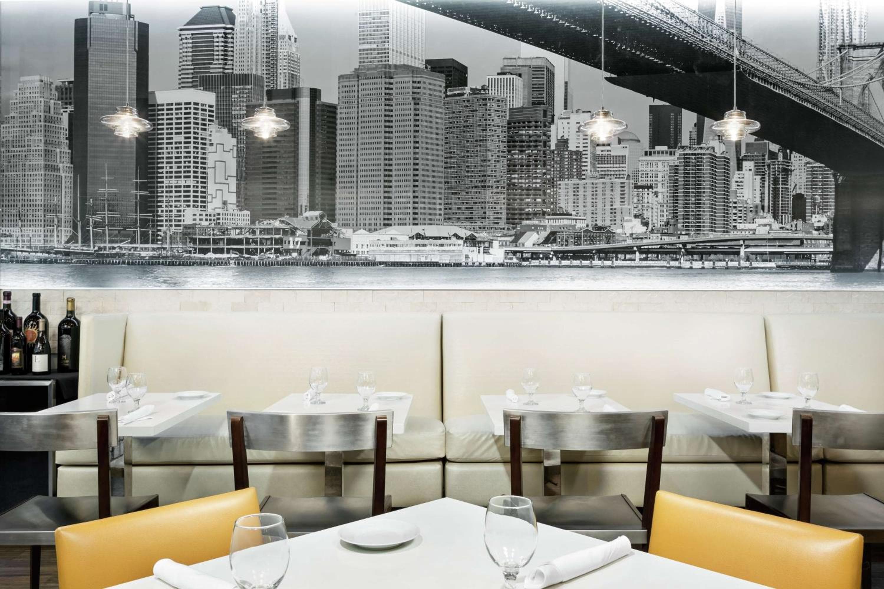 Hilton Garden Inn New York - Times Square Central — 28