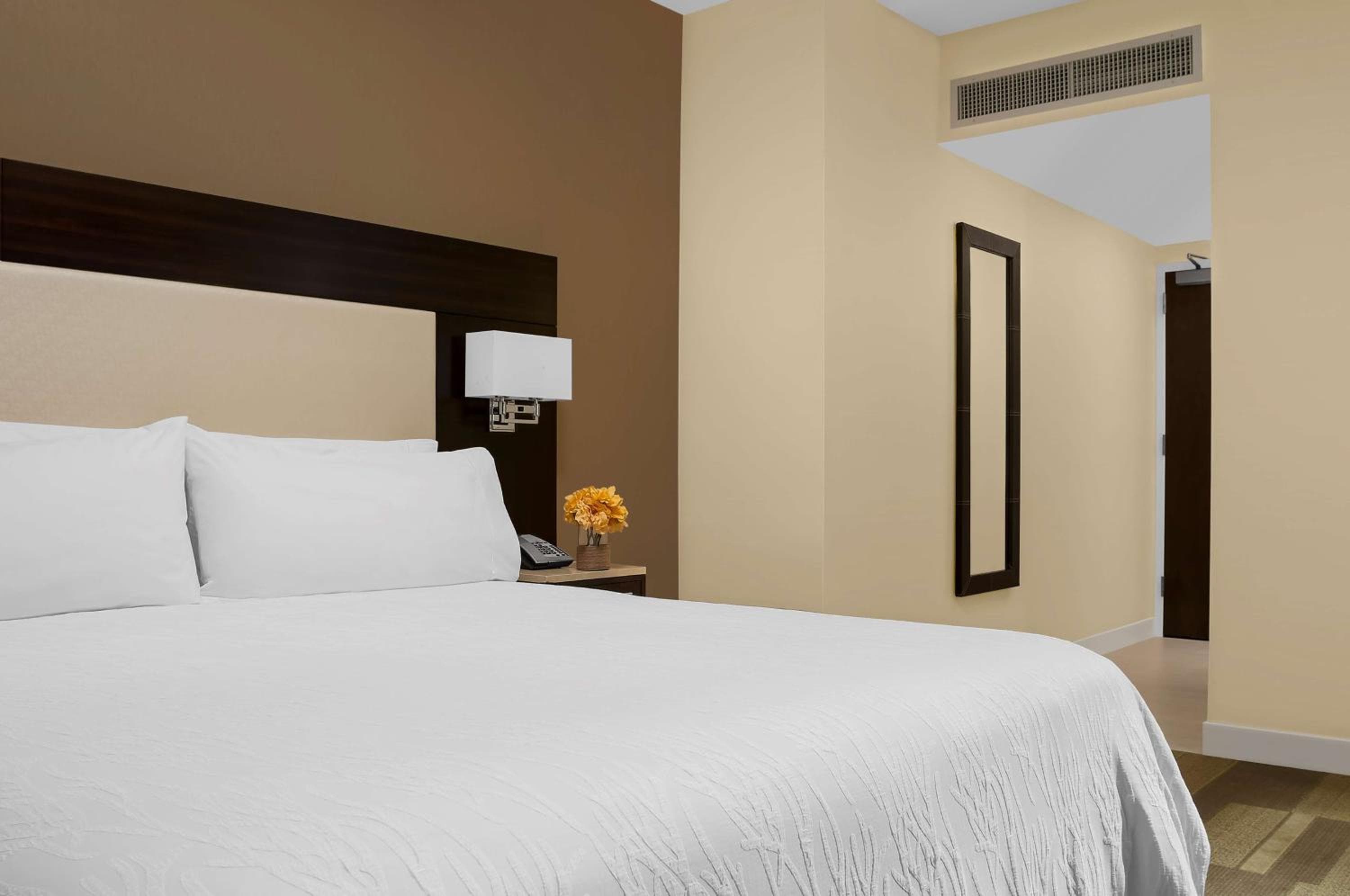 Hilton Garden Inn New York - Times Square Central — 23