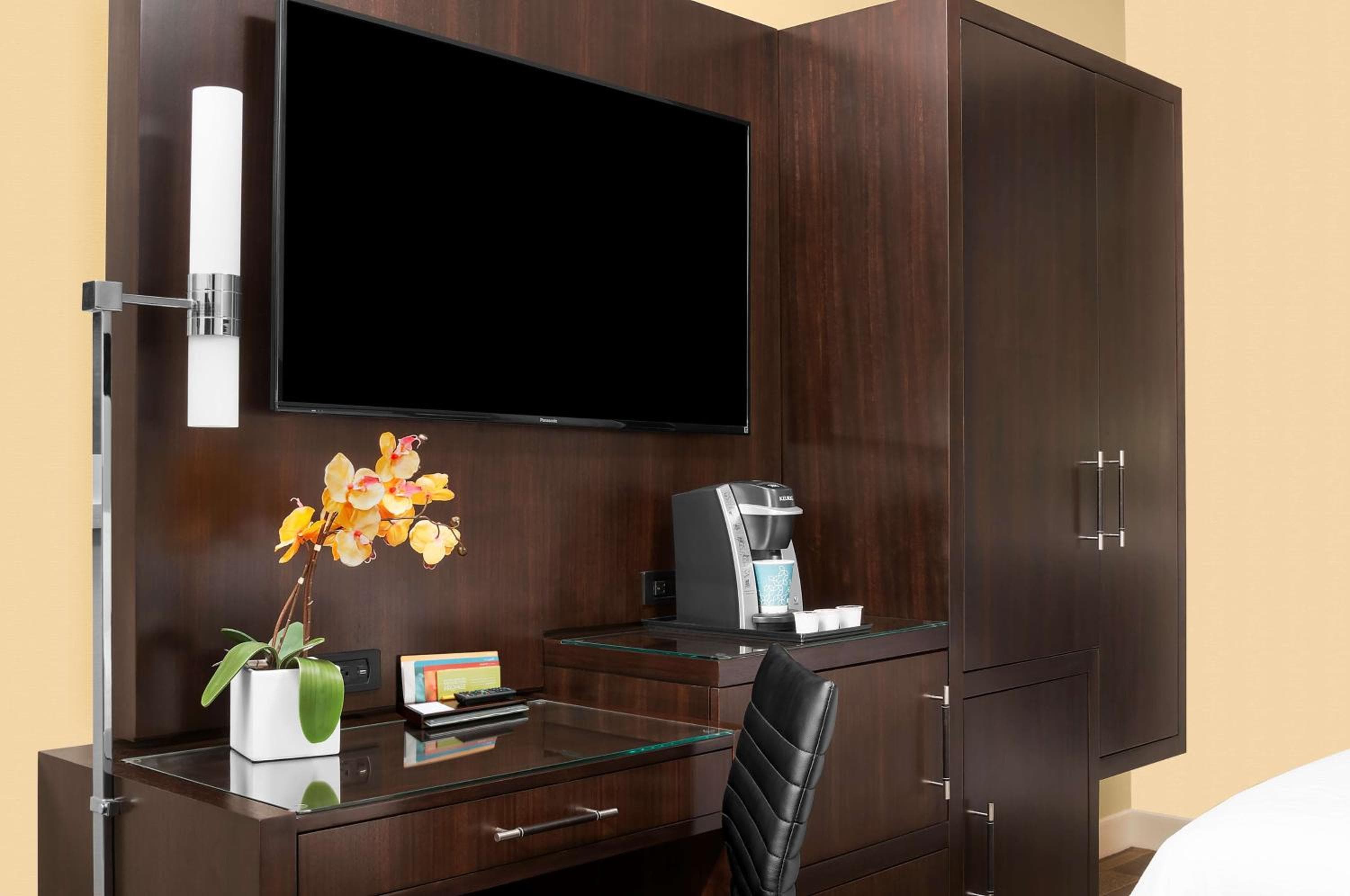 Hilton Garden Inn New York - Times Square Central — 25