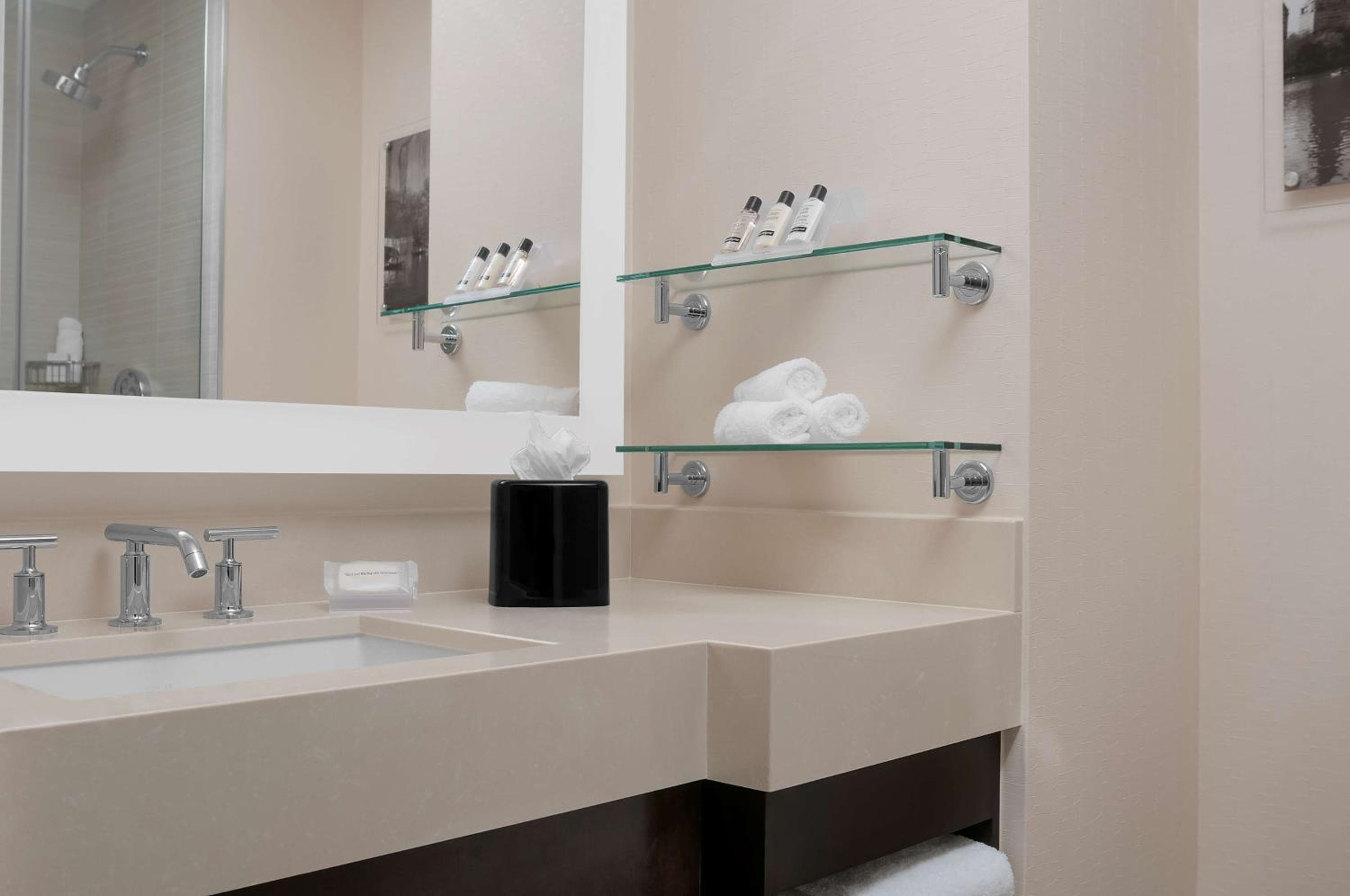Hilton Garden Inn New York - Times Square Central — 17