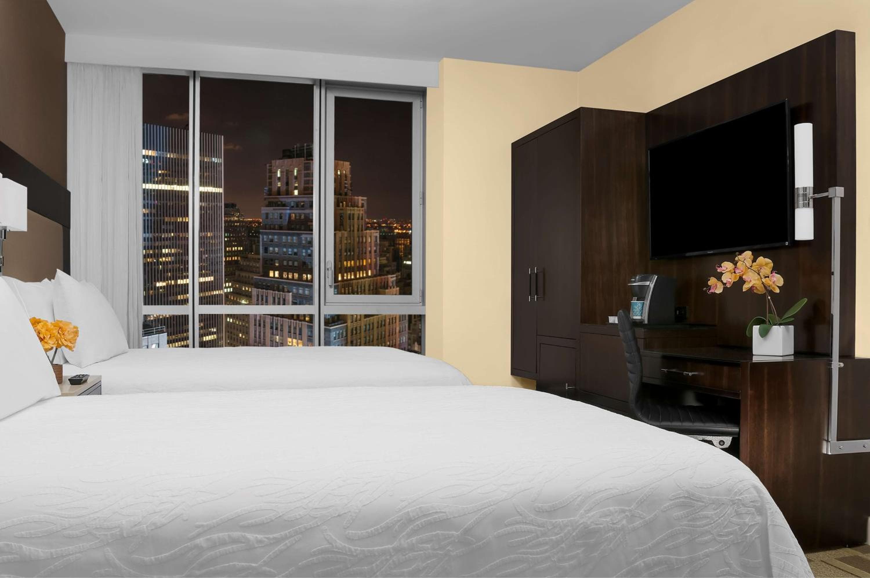 Hilton Garden Inn New York - Times Square Central — 18