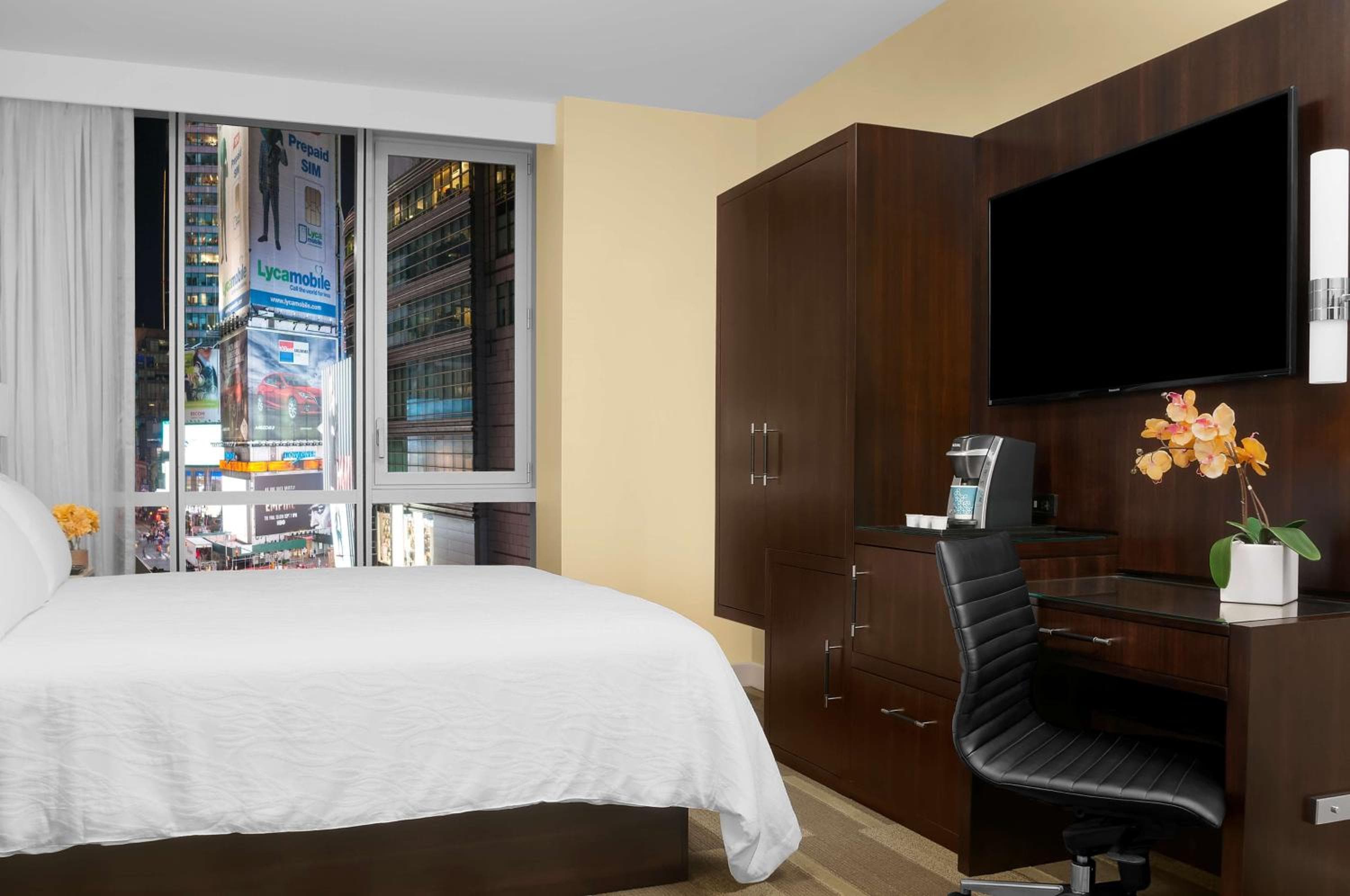 Hilton Garden Inn New York - Times Square Central — 21
