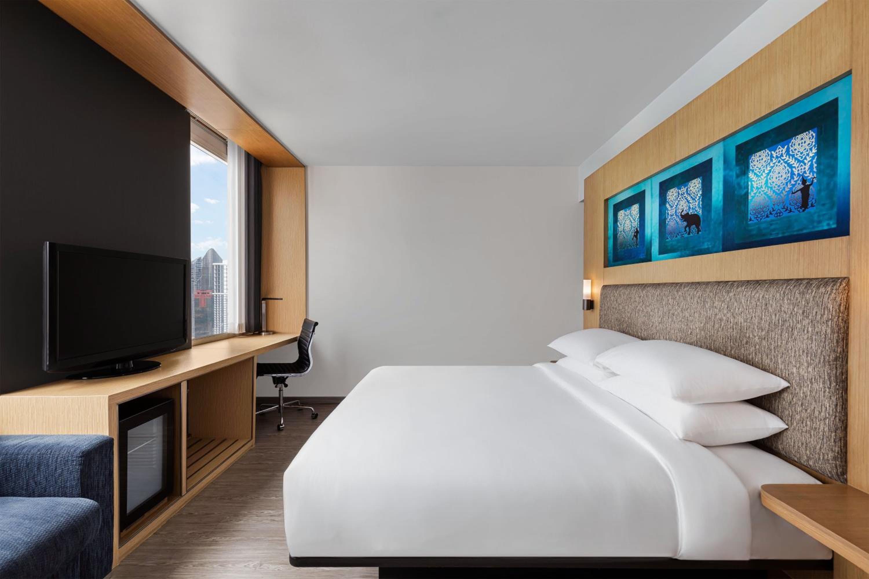Aloft by Marriott Bangkok Sukhumvit 11 — 25