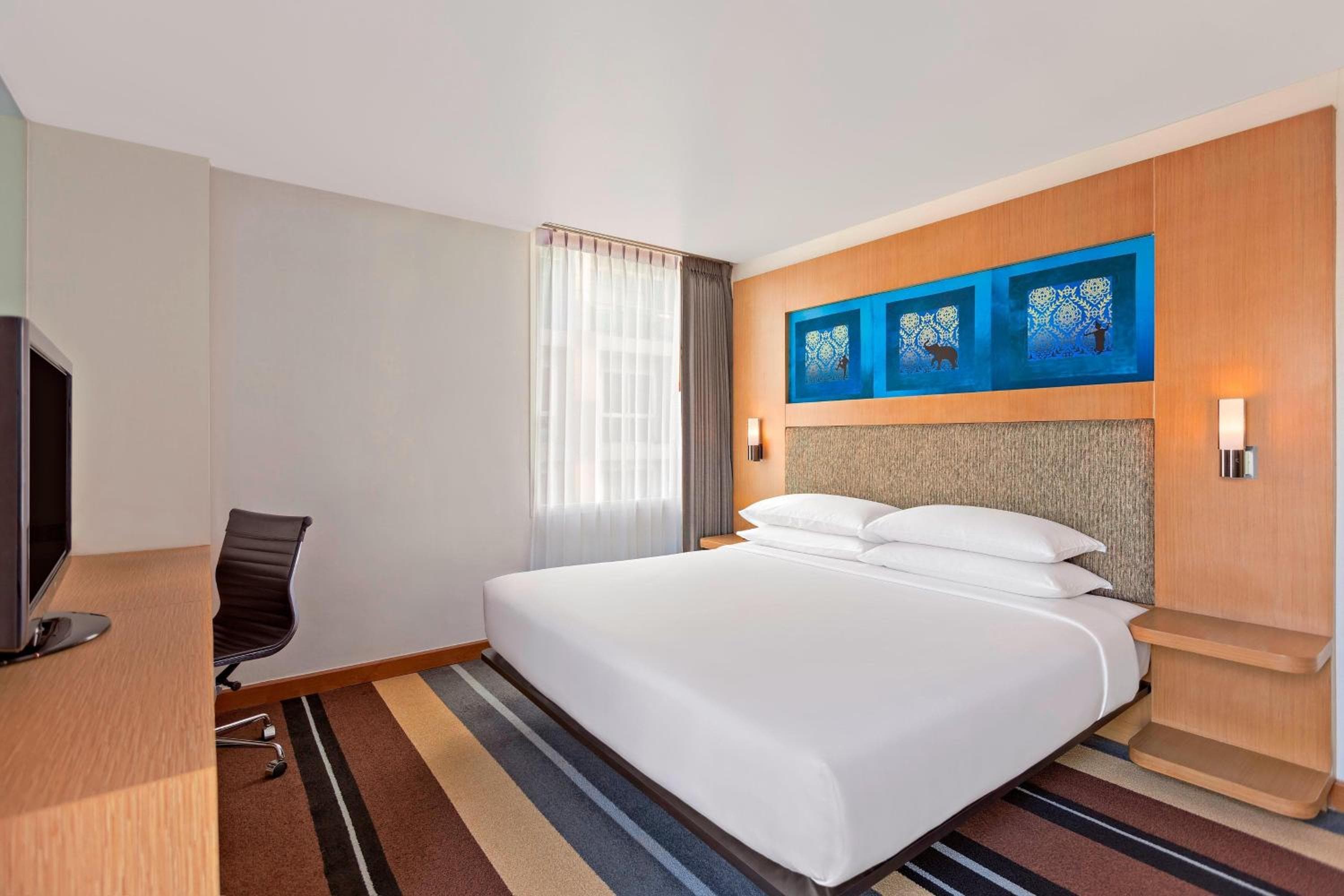 Aloft by Marriott Bangkok Sukhumvit 11 — 29