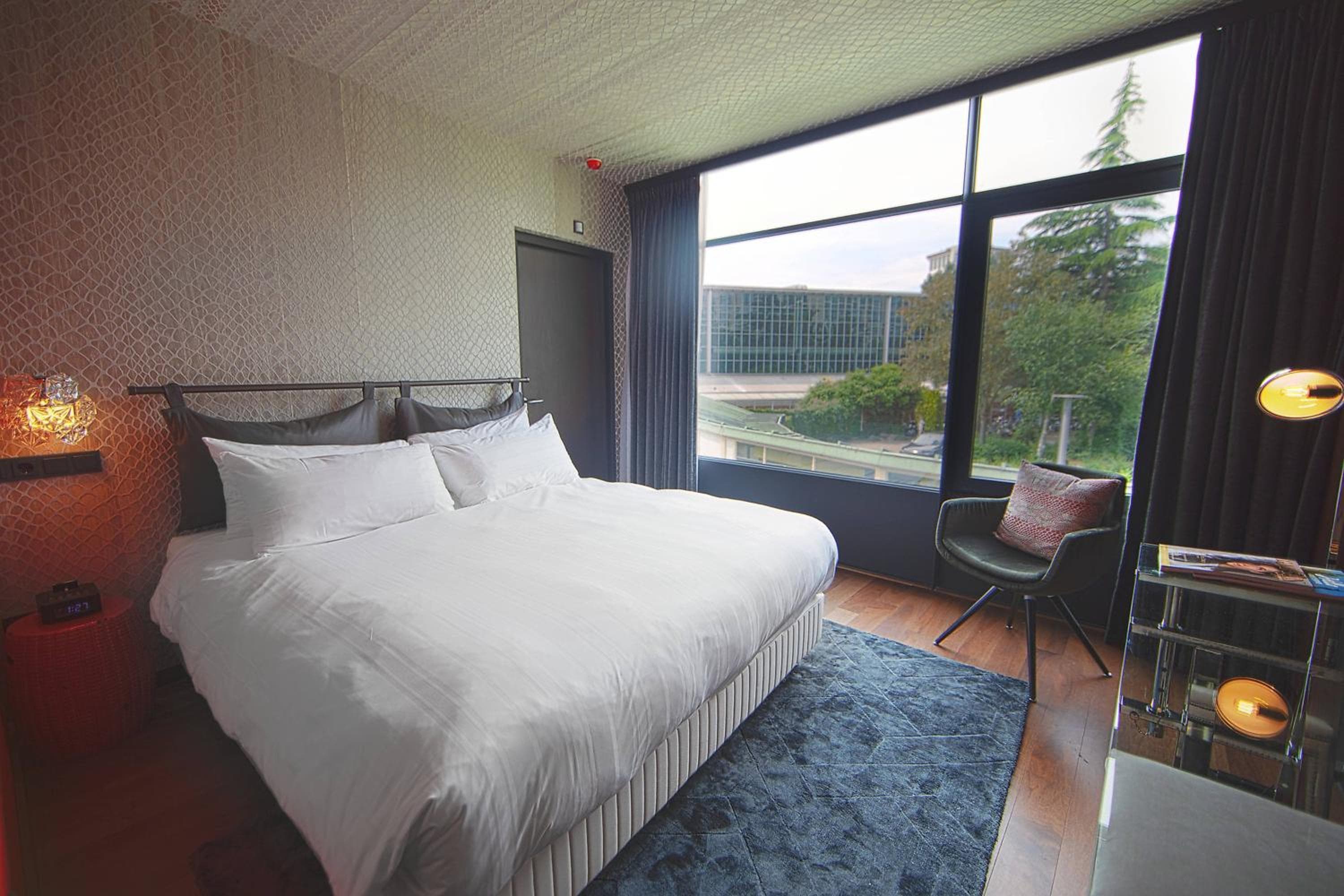 Apollo Hotel Amsterdam, un hotel tributo a la cartera — 24