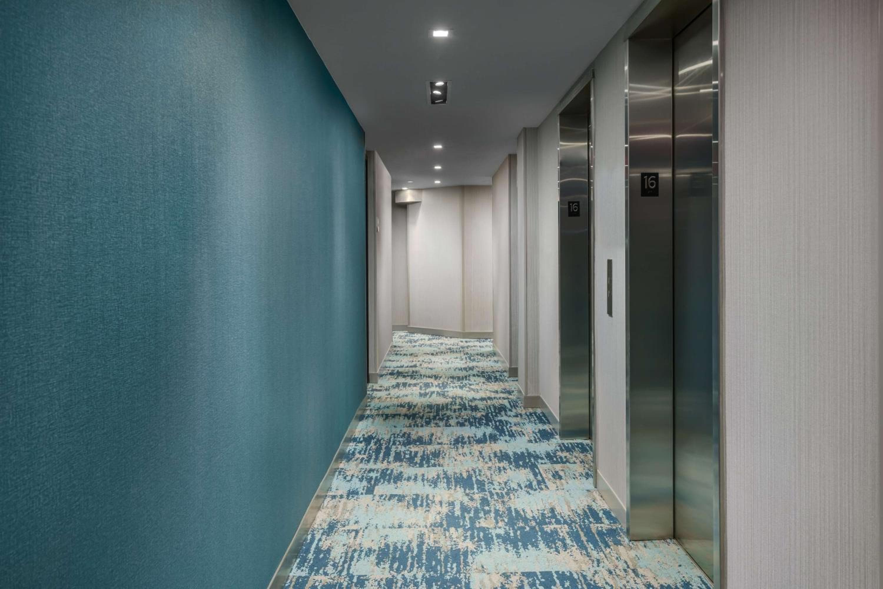 Hilton Garden Inn New York Times Square Nord — 18