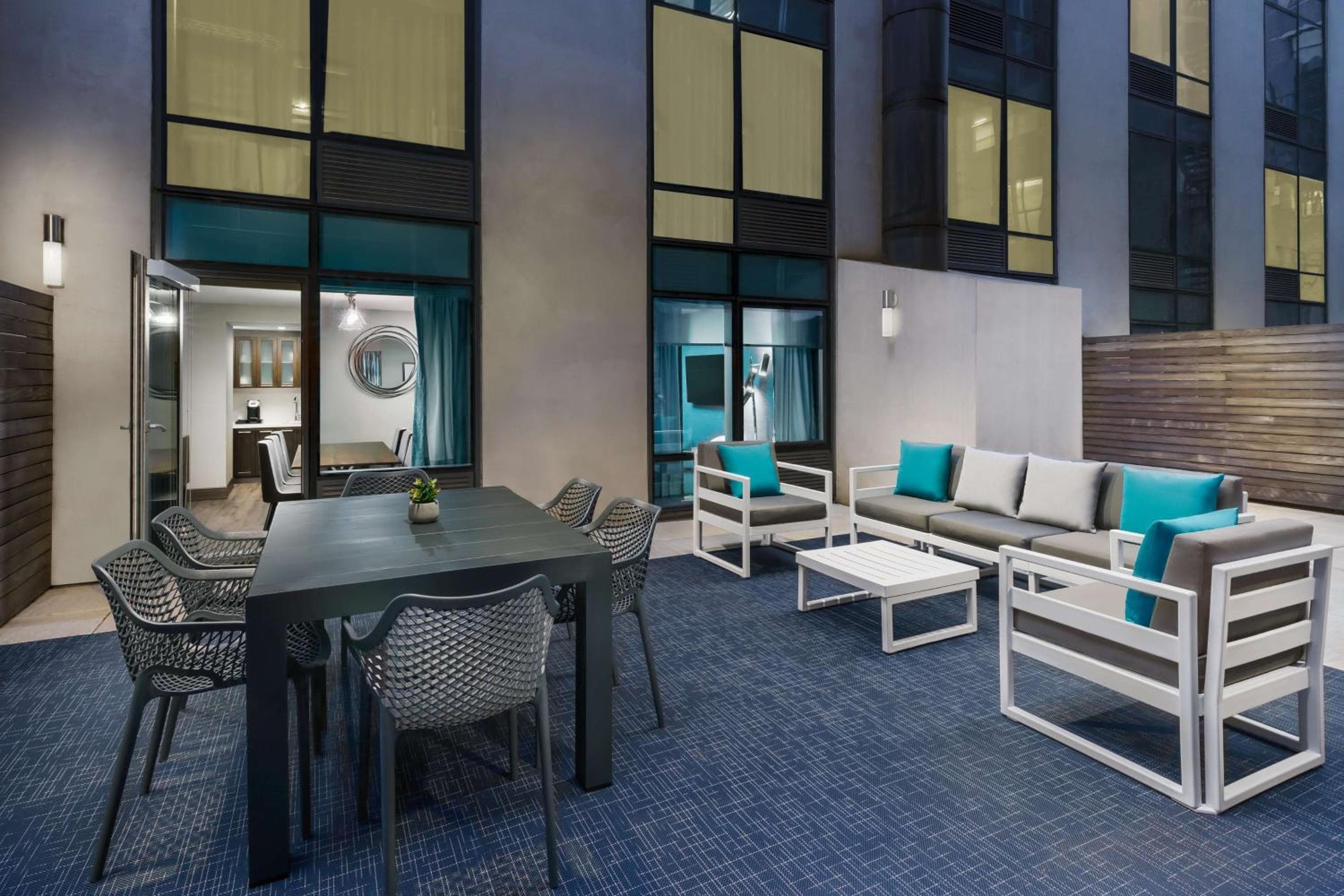 Hilton Garden Inn New York Times Square Nord — 28