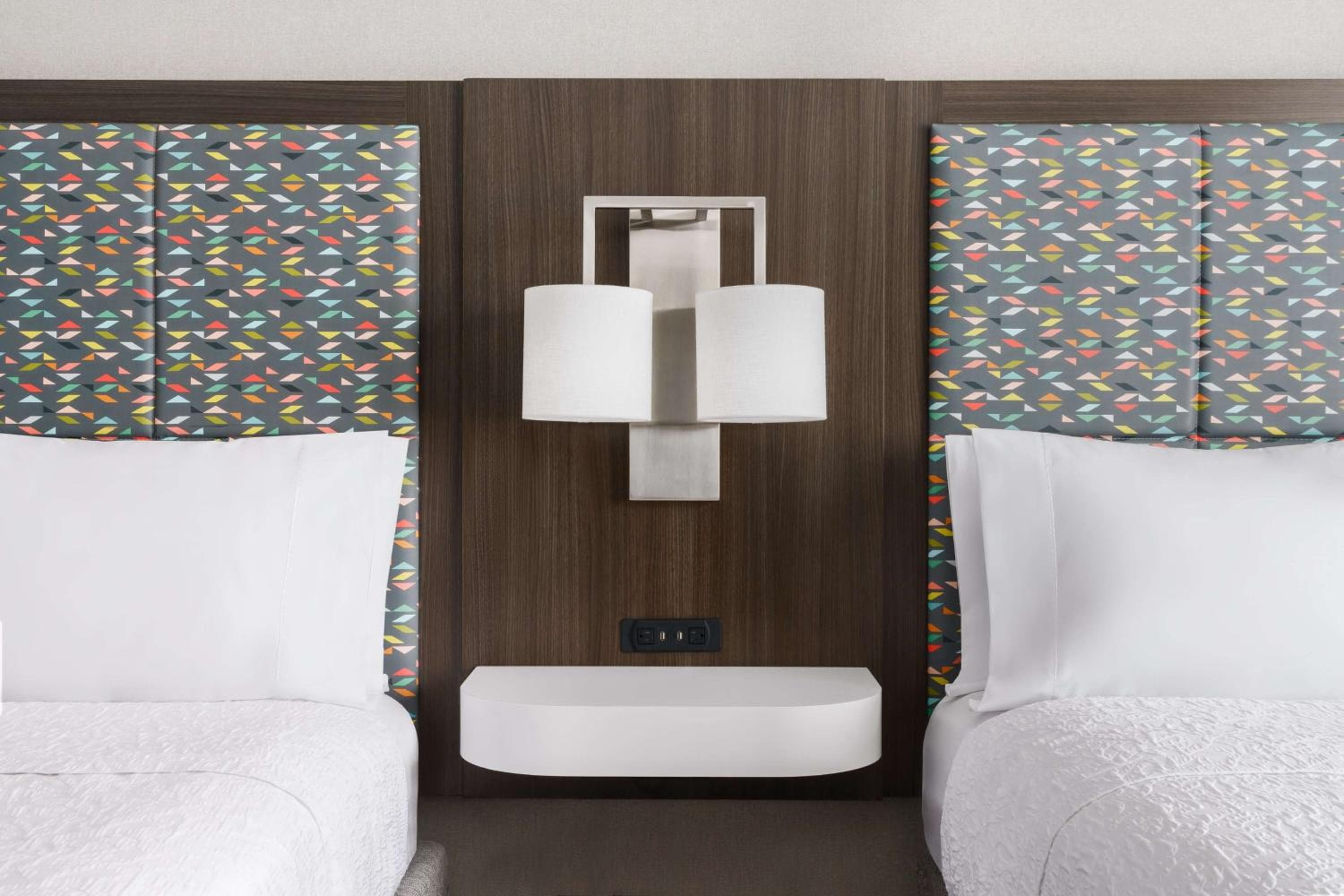 Hampton Inn Manhattan-35th St Empire State Bldg — 11