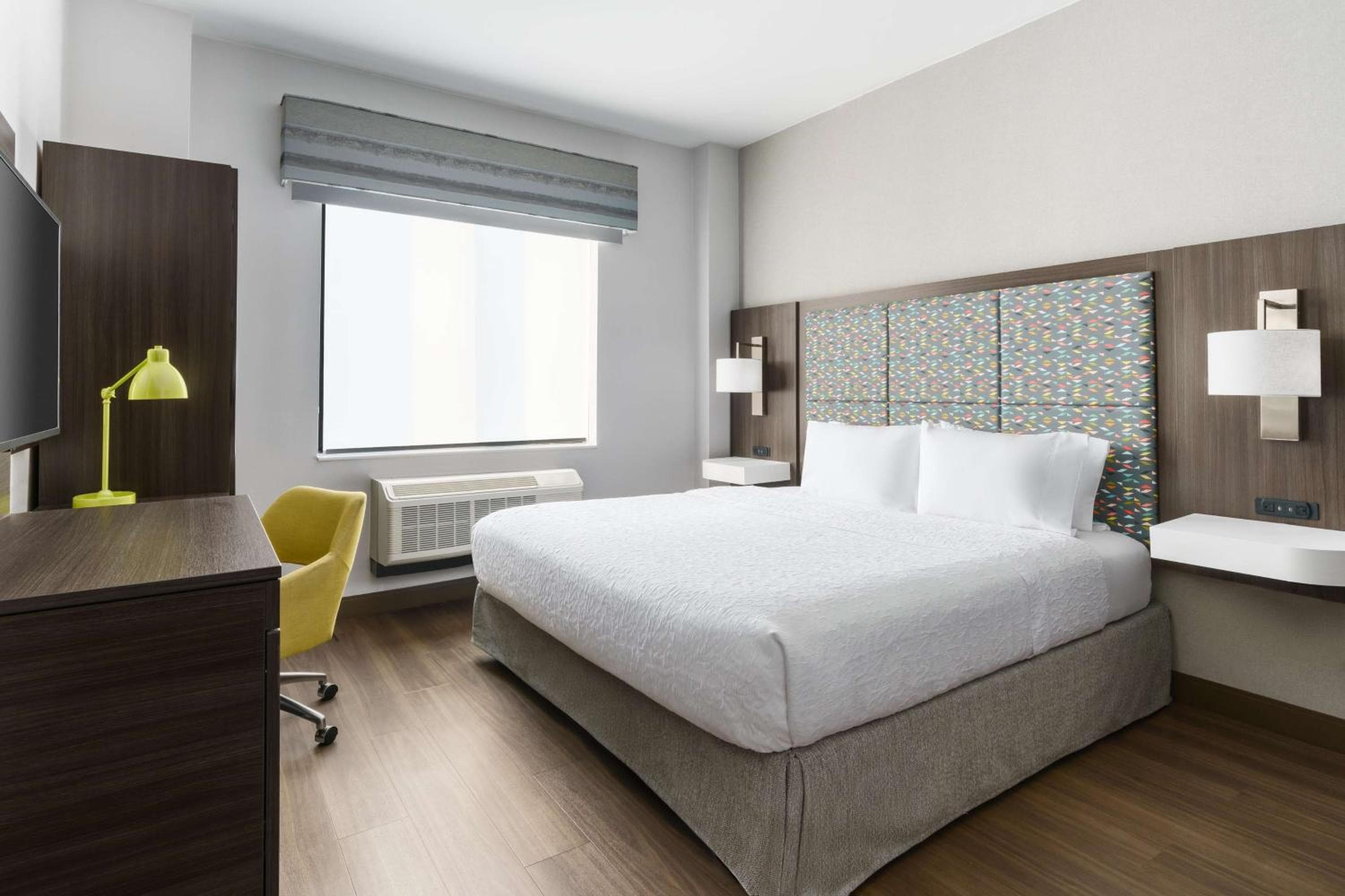 Hampton Inn Manhattan-35th St Empire State Bldg — 24