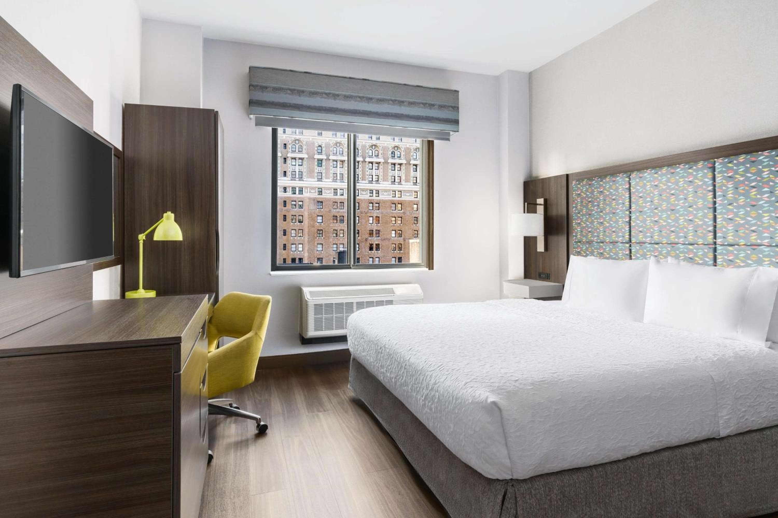 Hampton Inn Manhattan-35th St Empire State Bldg — 13