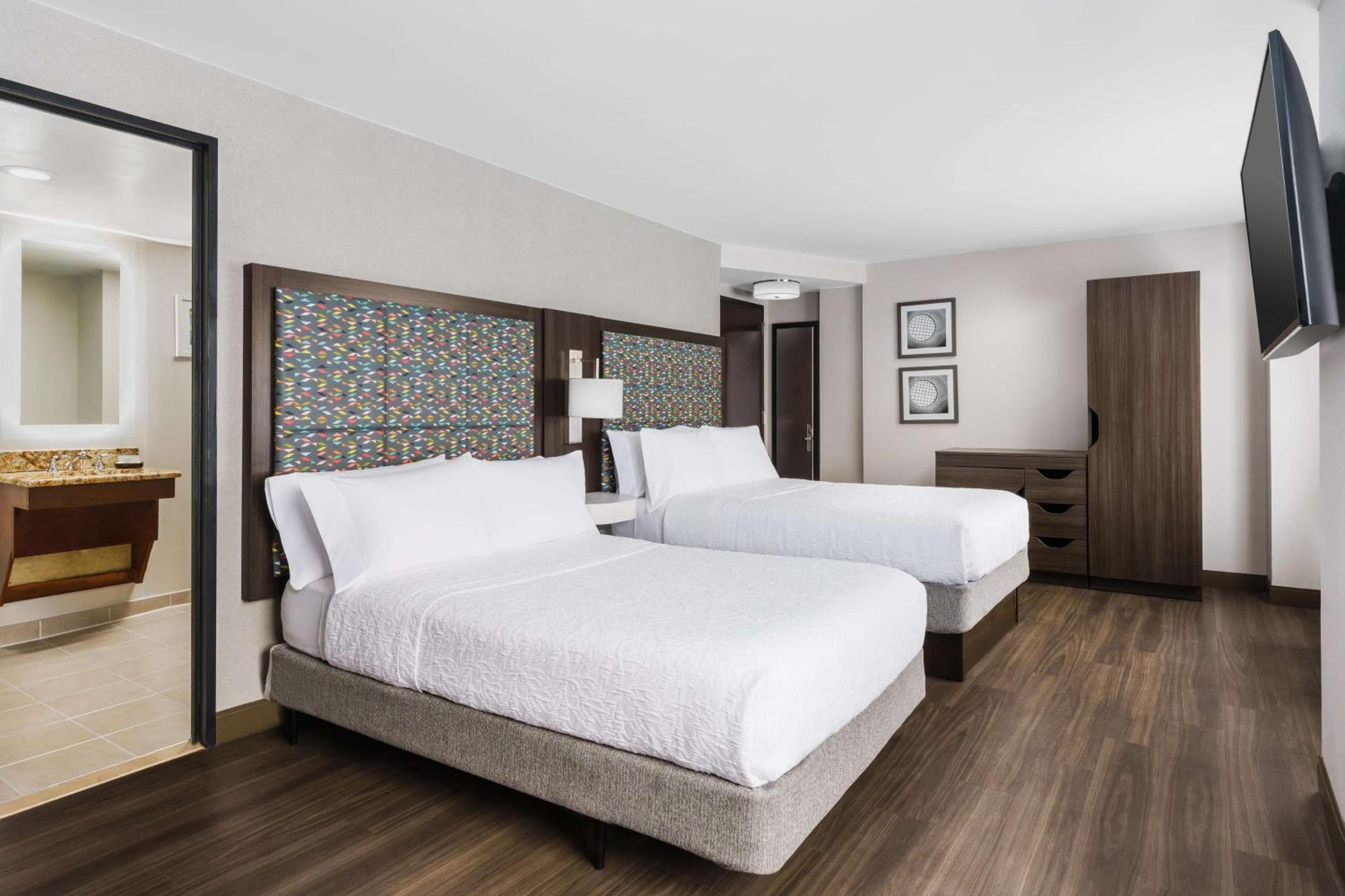 Hampton Inn Manhattan-35th St Empire State Bldg — 14