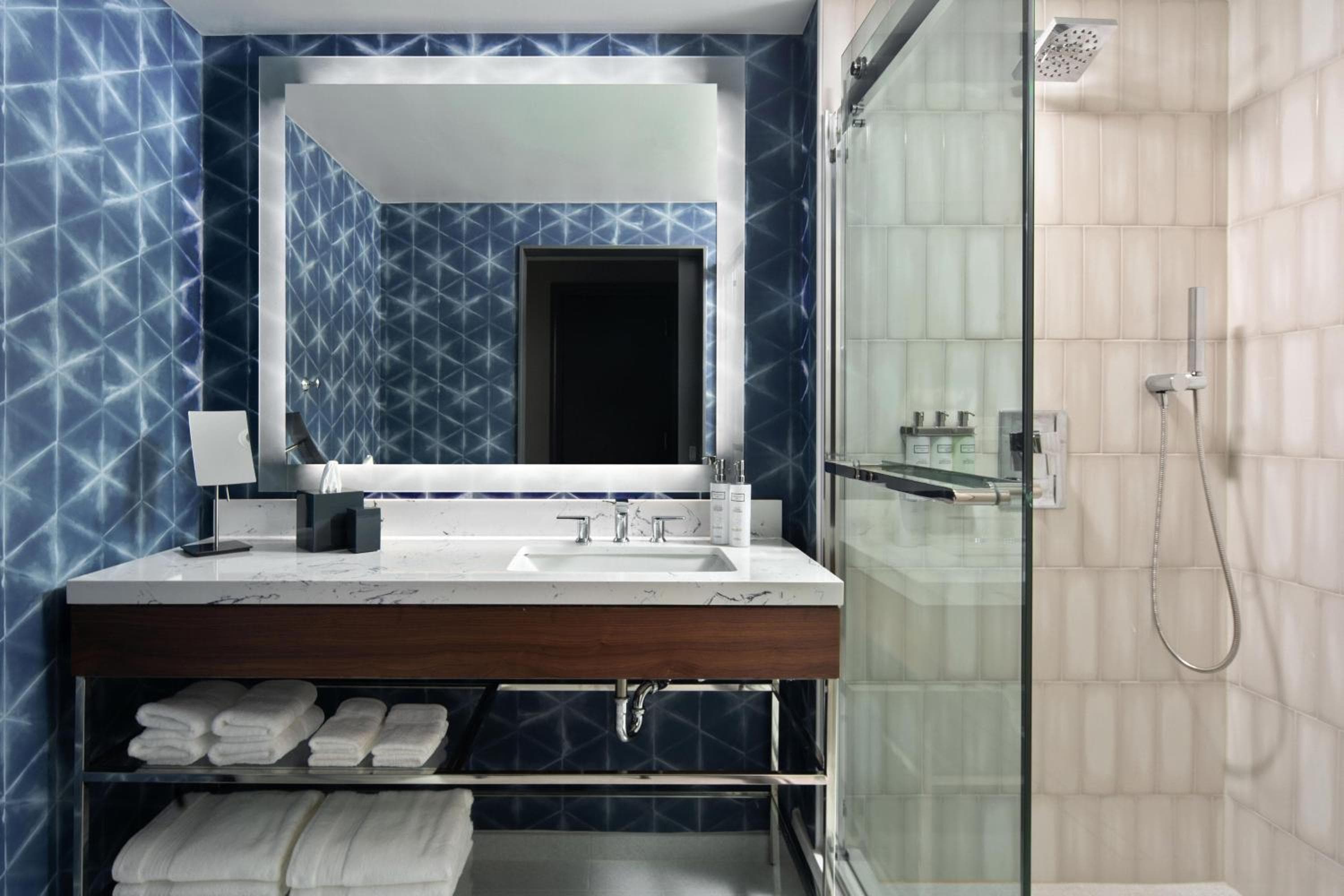 Il Celeste Hotel, Orlando, un Tribute Portfolio Hotel — 11