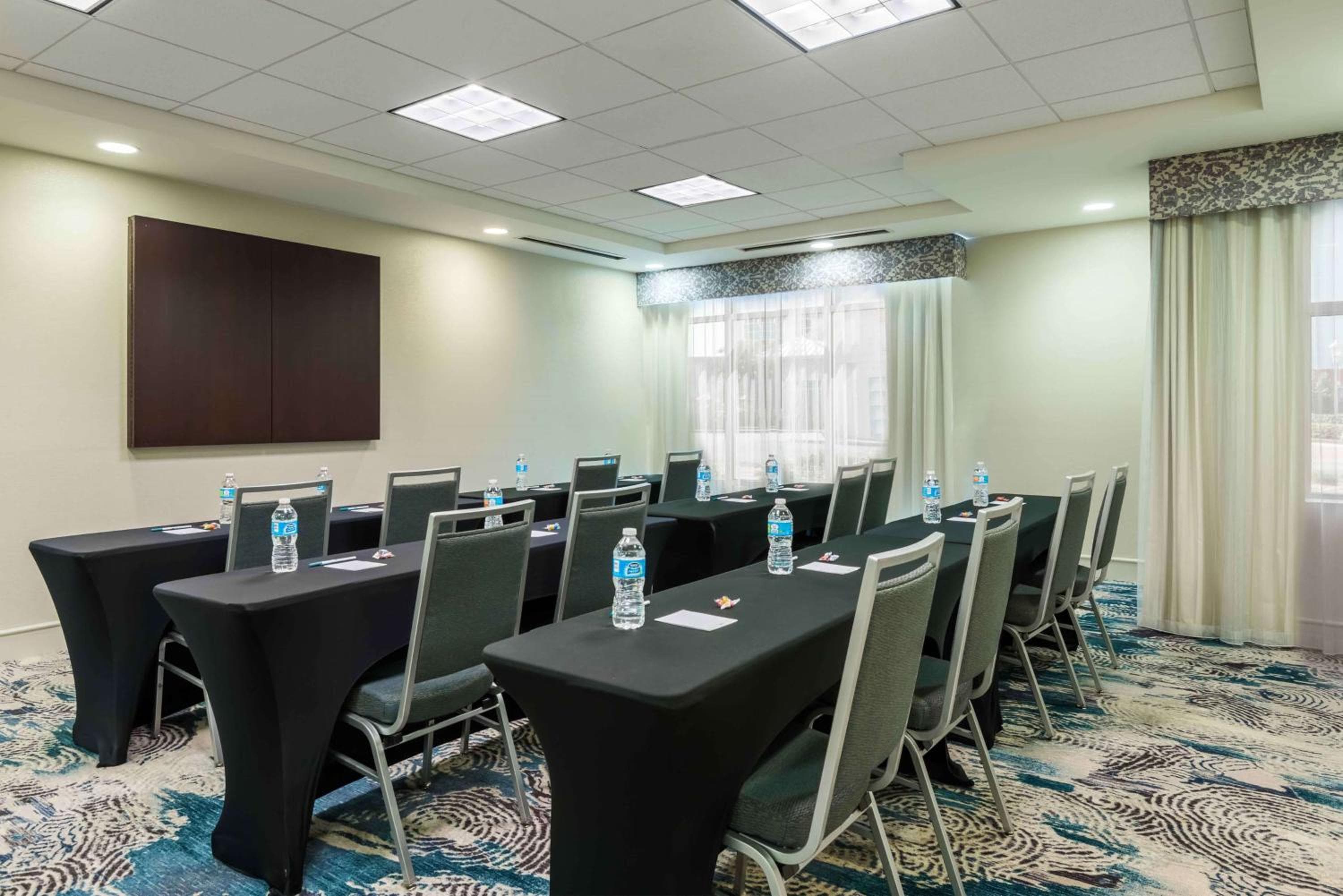 Homewood Suites by Hilton Tampa Airport - Westshore — 6