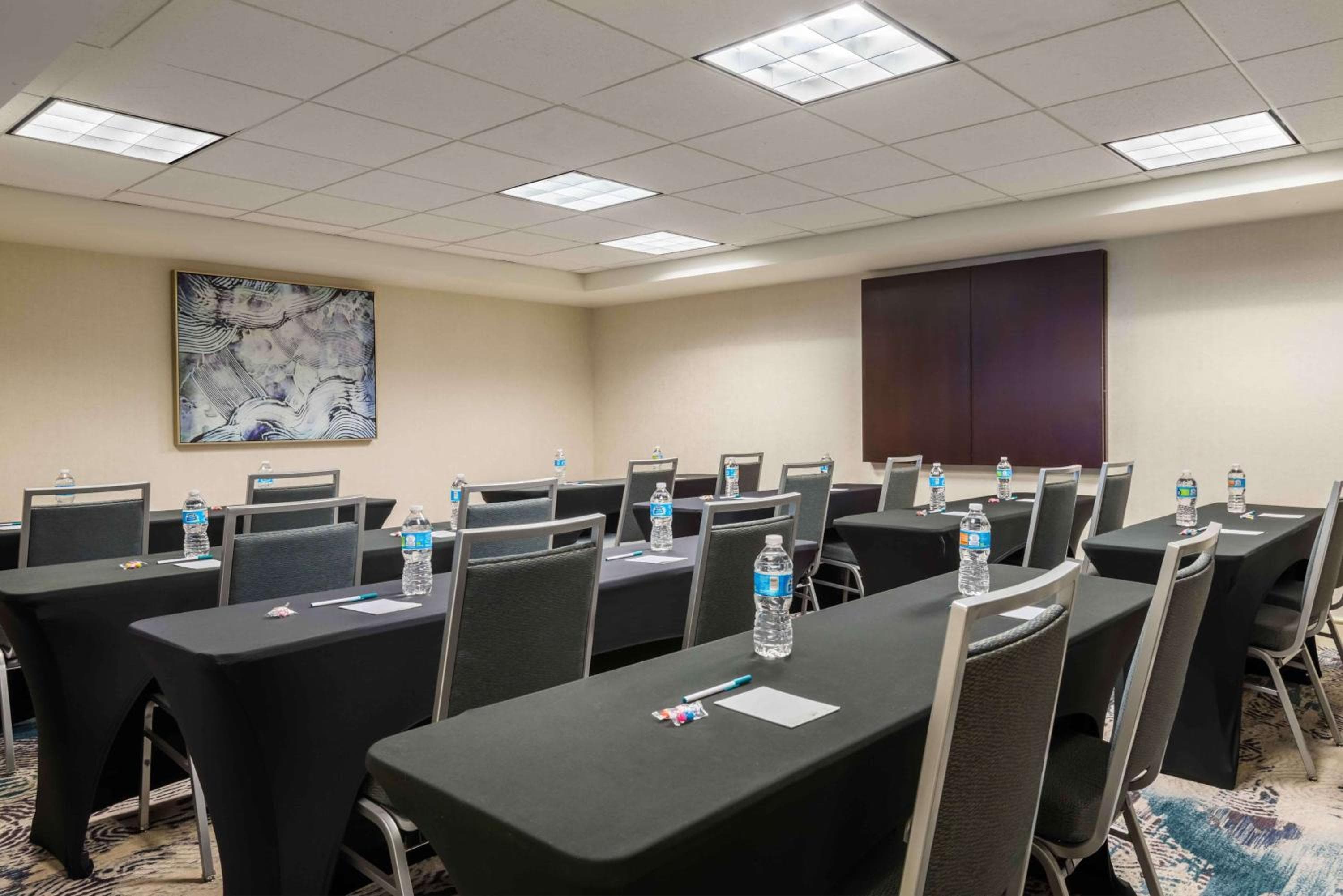 Homewood Suites by Hilton Tampa Airport - Westshore — 7