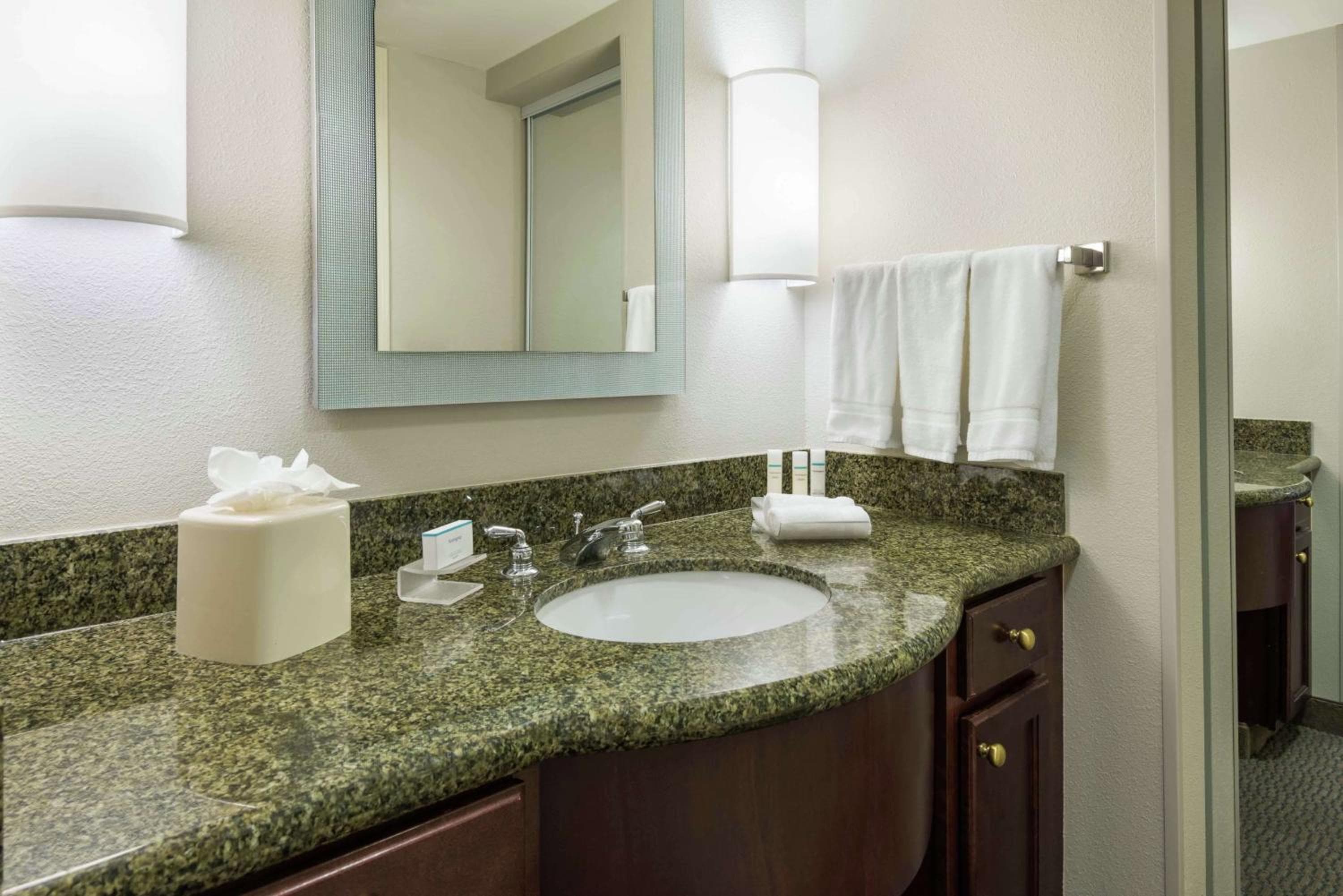 Homewood Suites by Hilton Tampa Airport - Westshore — 12