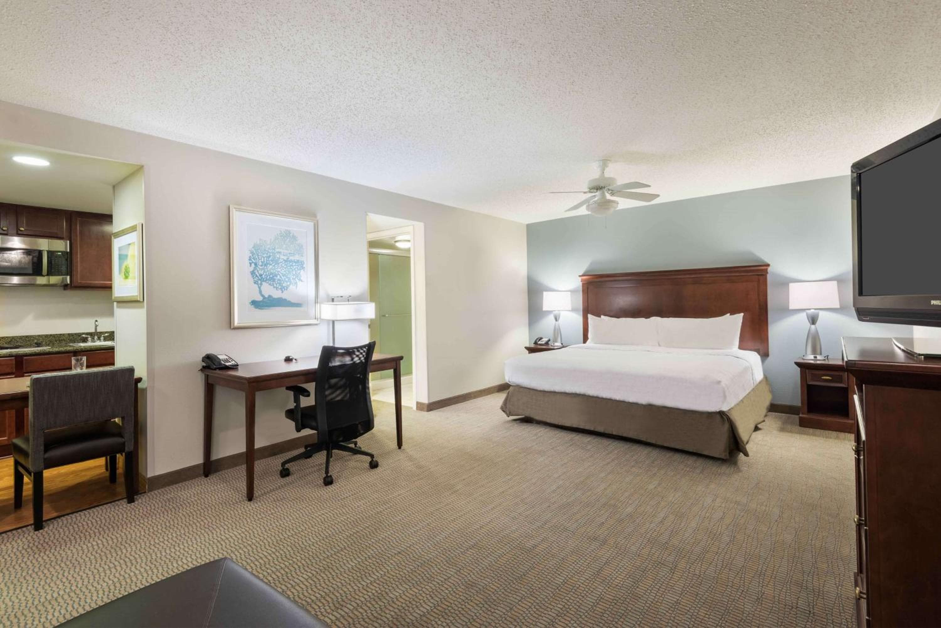 Homewood Suites by Hilton Tampa Airport - Westshore — 17
