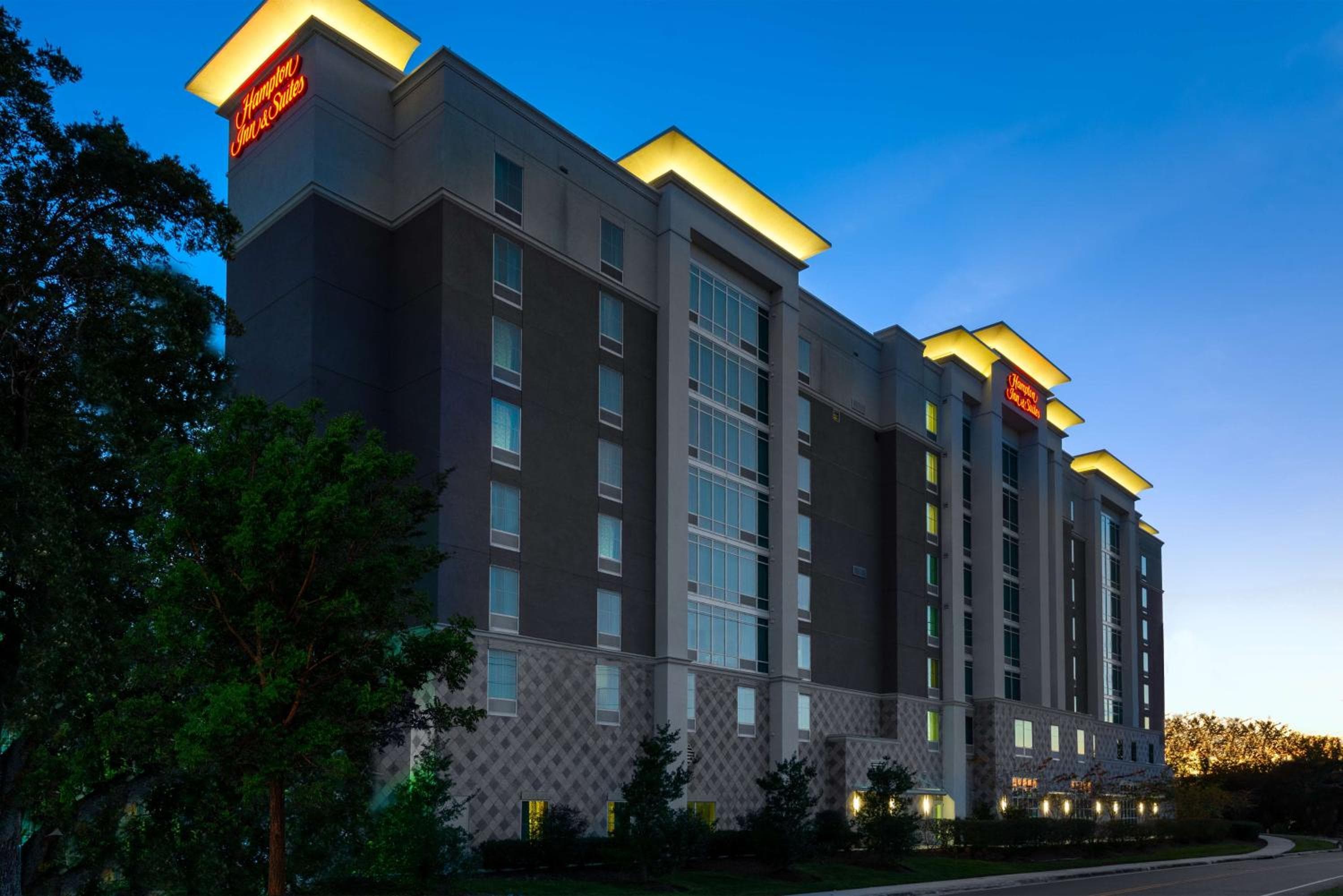 Hampton Inn & Suites Tampa Airport Avion Park Westshore — 2