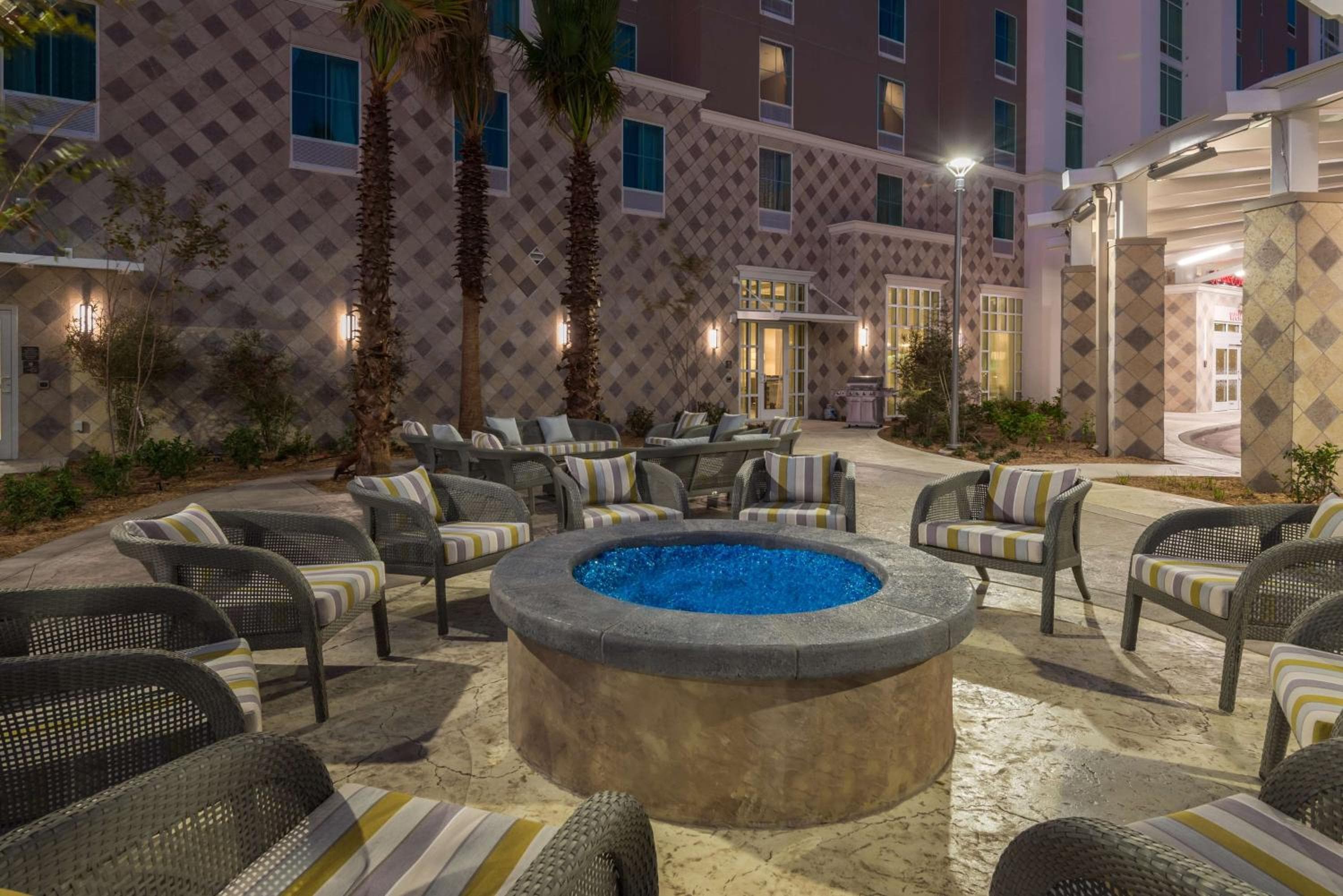 Hampton Inn & Suites Tampa Airport Avion Park Westshore — 3