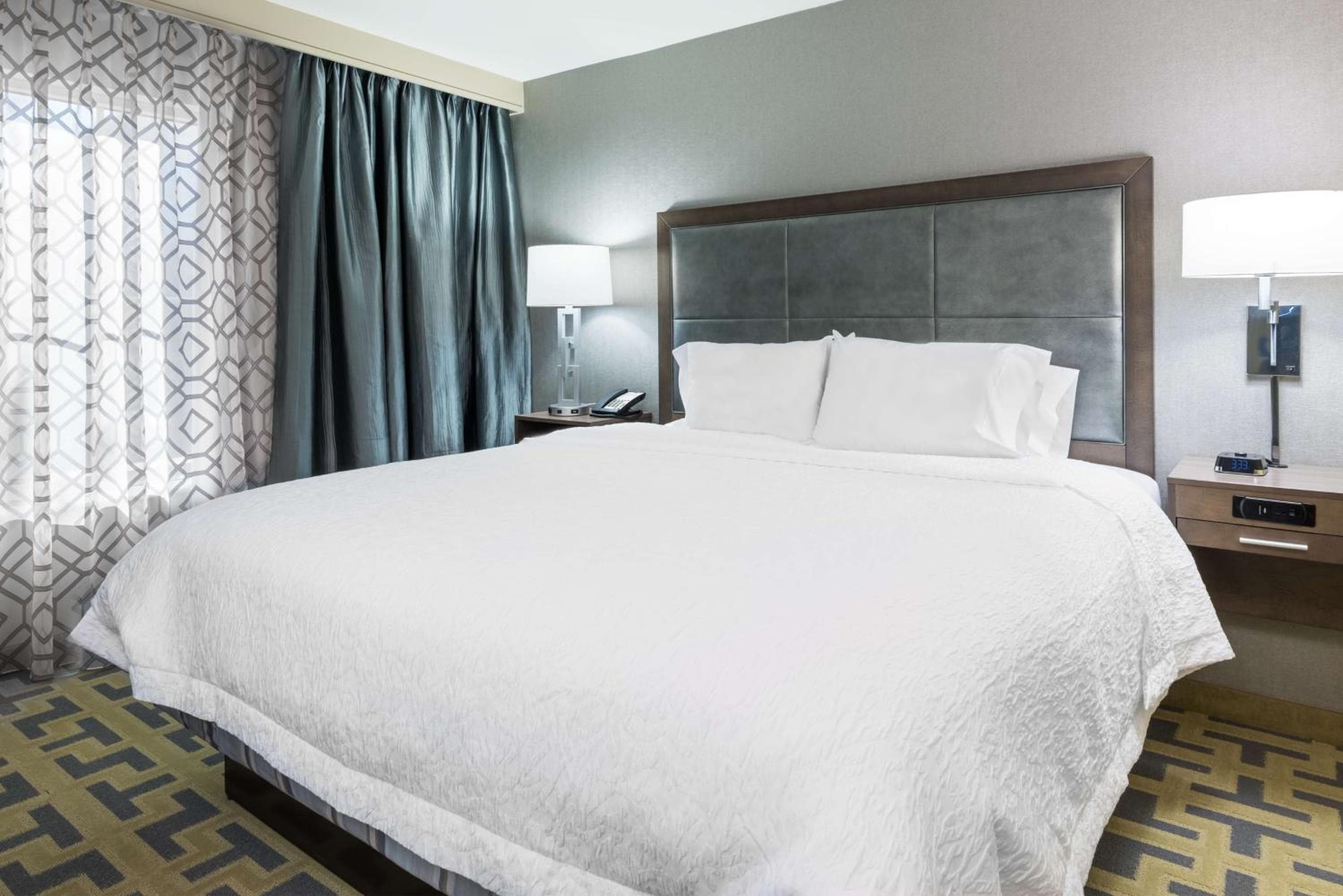 Hampton Inn & Suites Tampa Airport Avion Park Westshore — 20