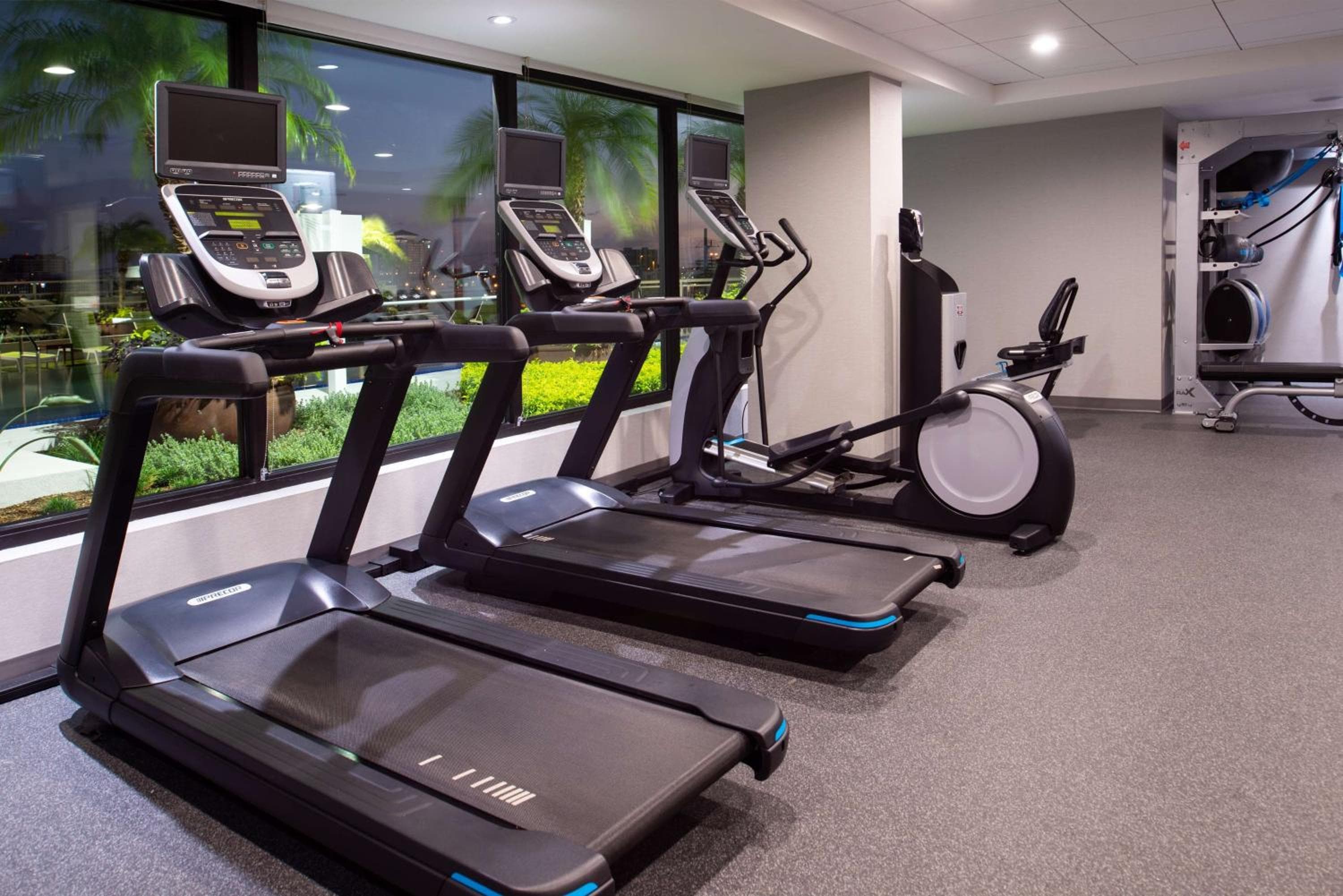 Home2 Suites By Hilton Tampa Downtown Channel District — 26
