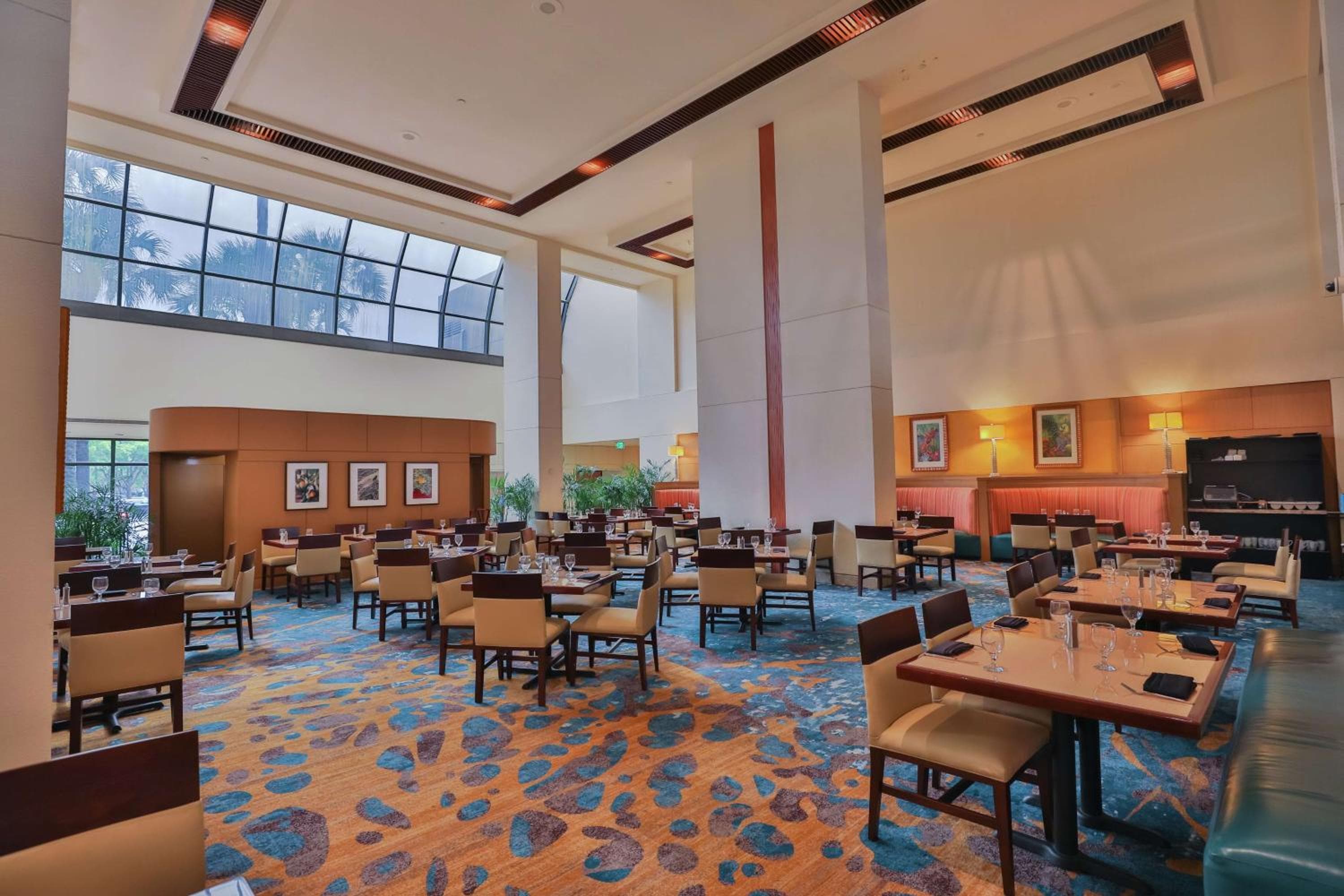 Hilton Miami Aeropuerto Laguna Azul — 16