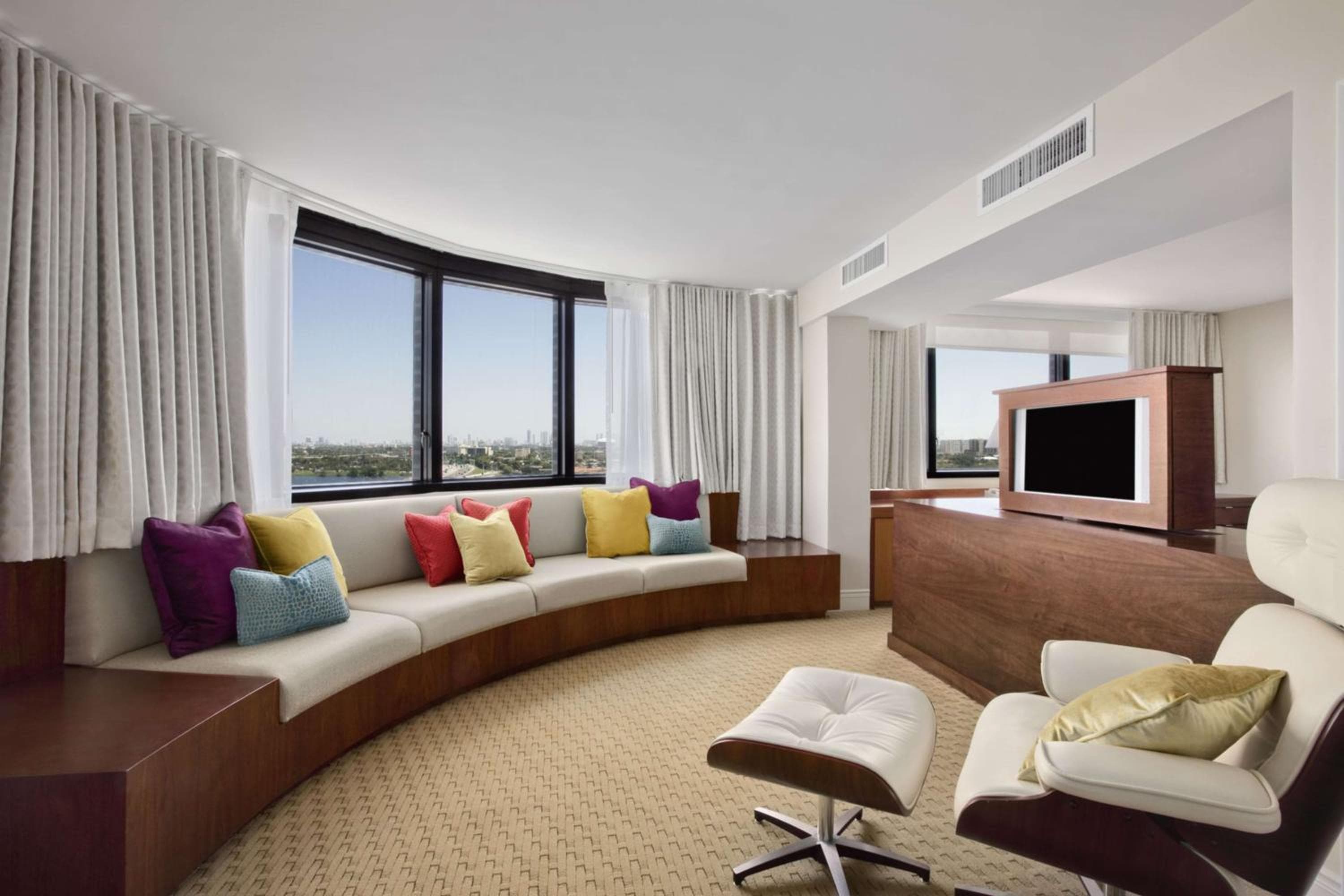 Hilton Miami Aeropuerto Laguna Azul — 25
