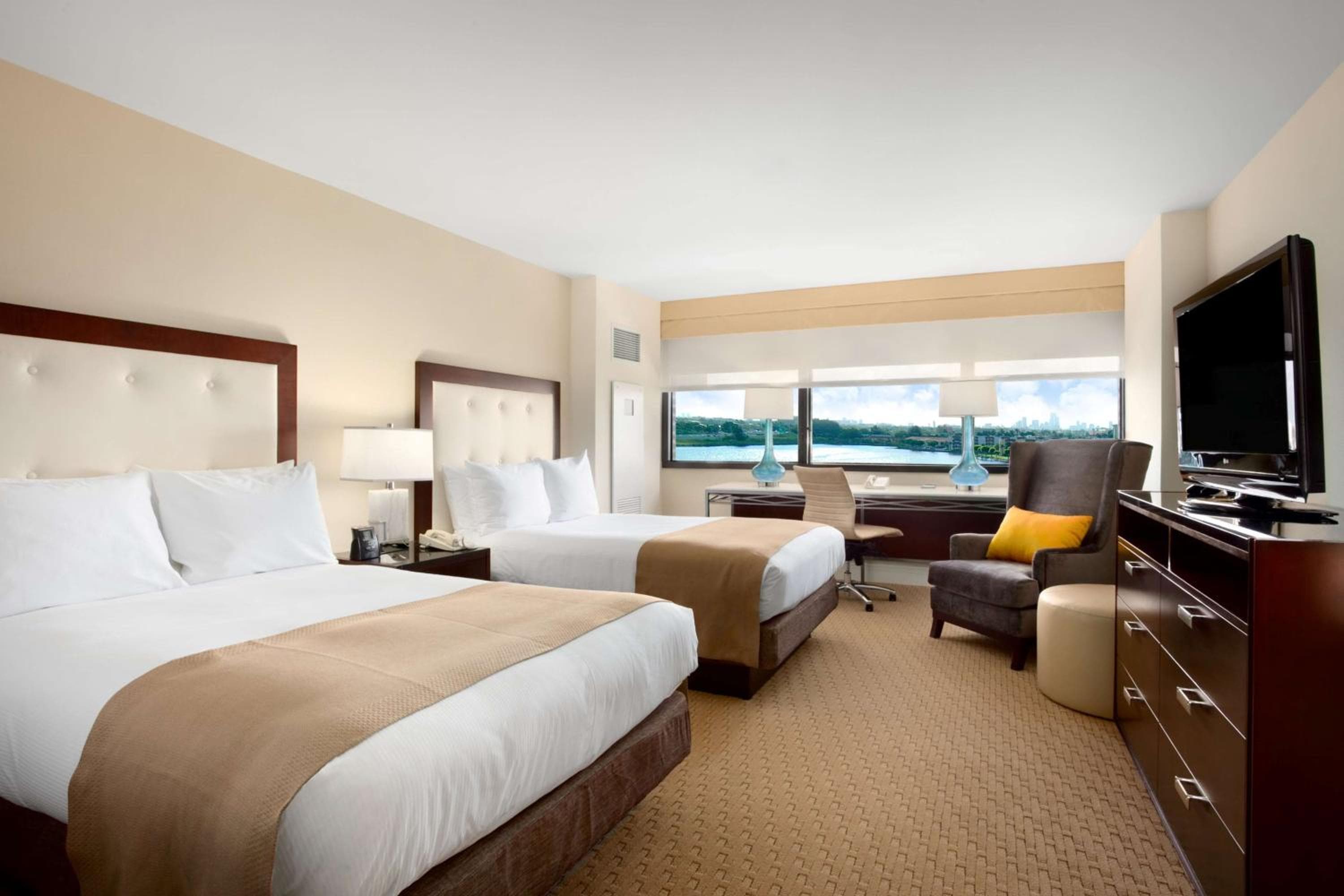 Hilton Miami Aeropuerto Laguna Azul — 28