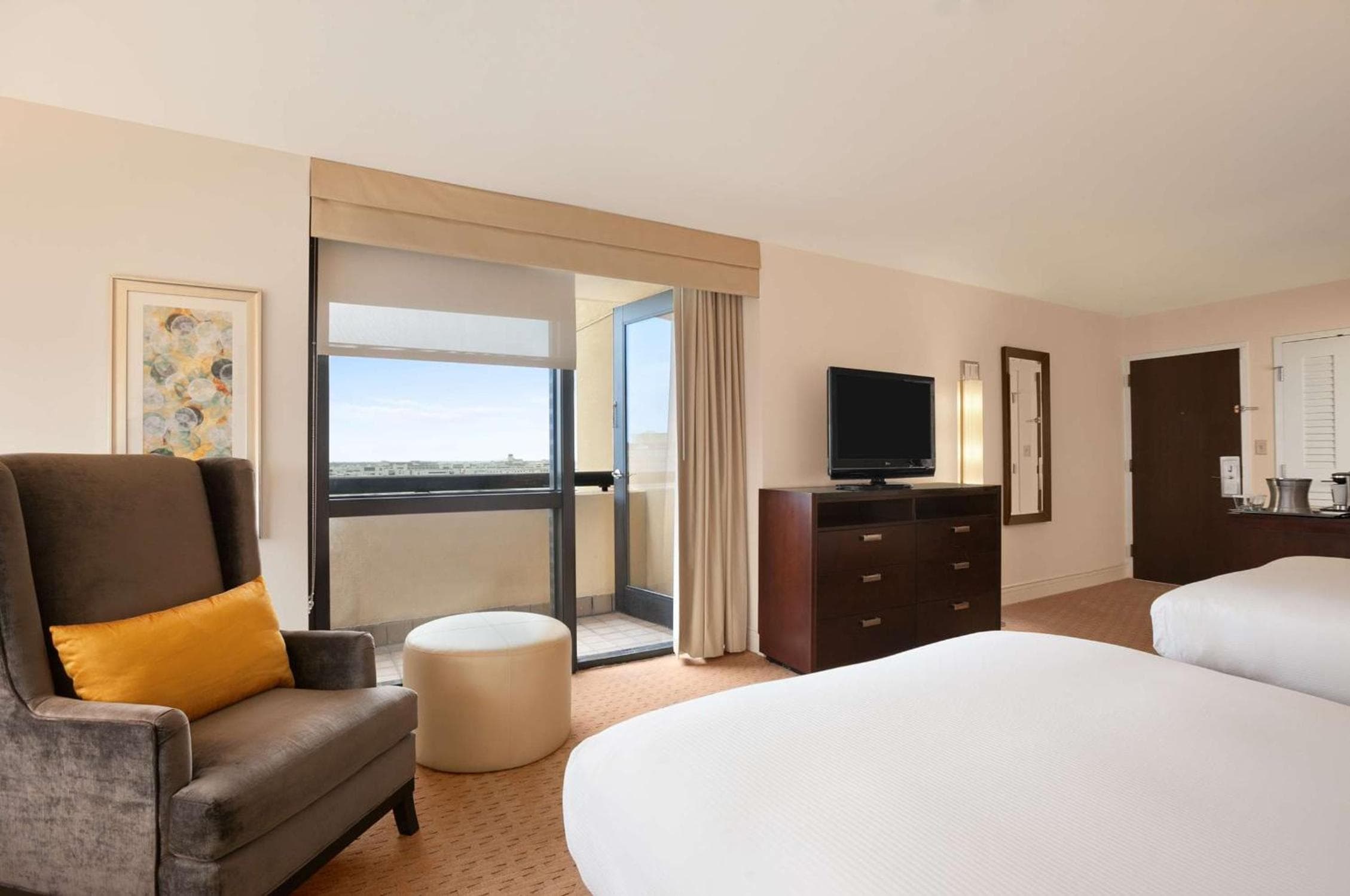 Hilton Miami Airport Blue Lagoon — 8