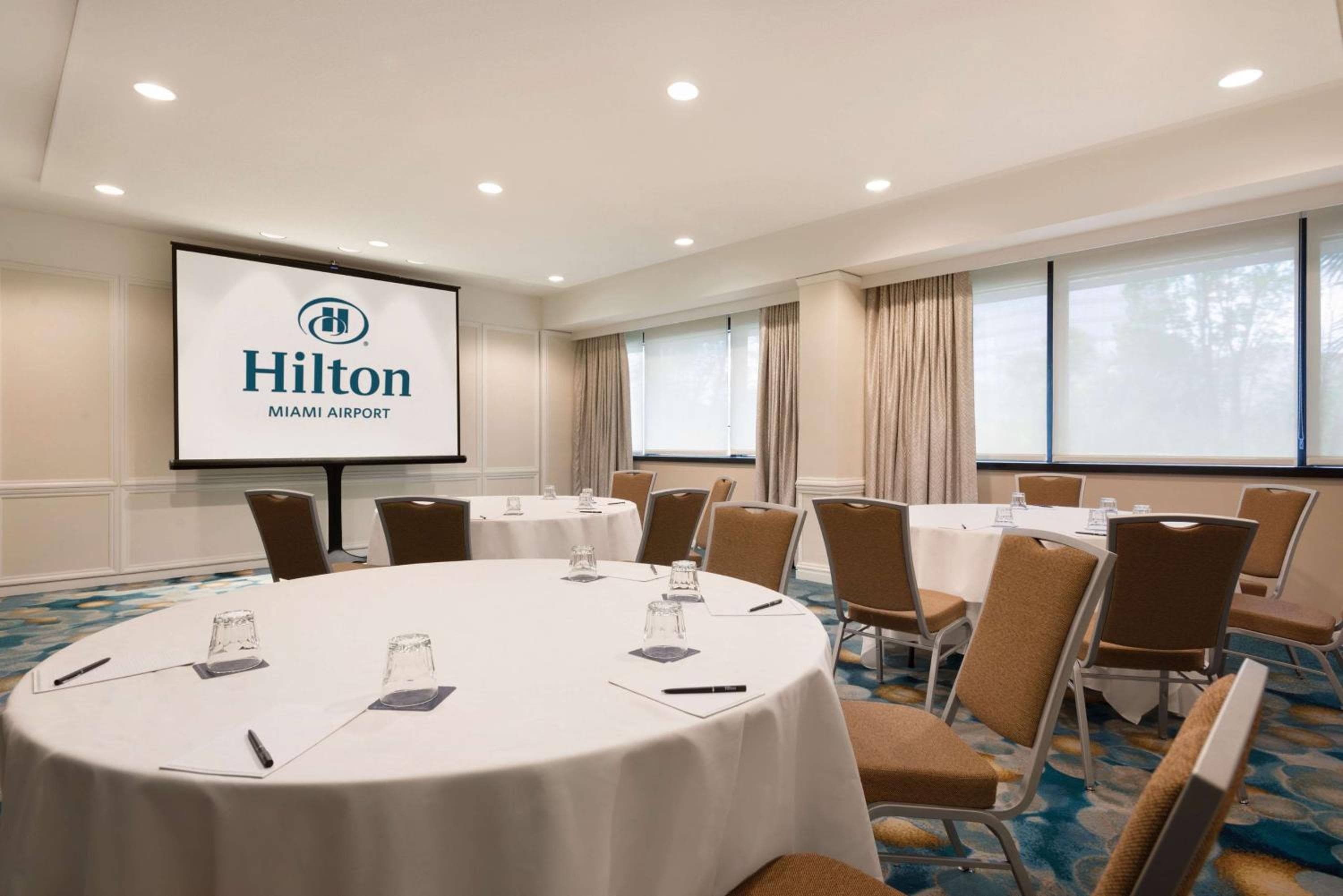 Hilton Miami Airport Blue Lagoon — 14