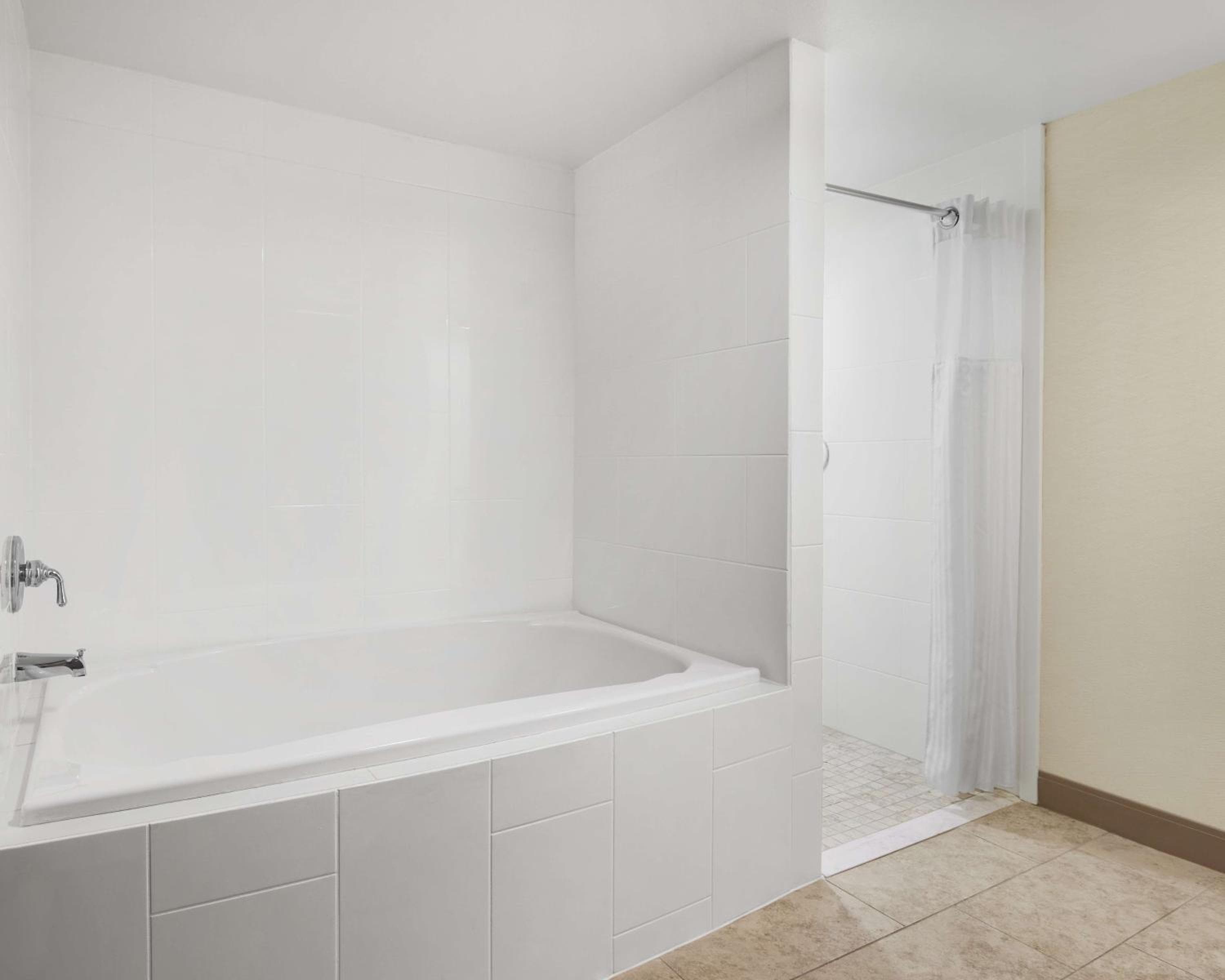 Hilton Garden Inn Las Vegas/Henderson — 13