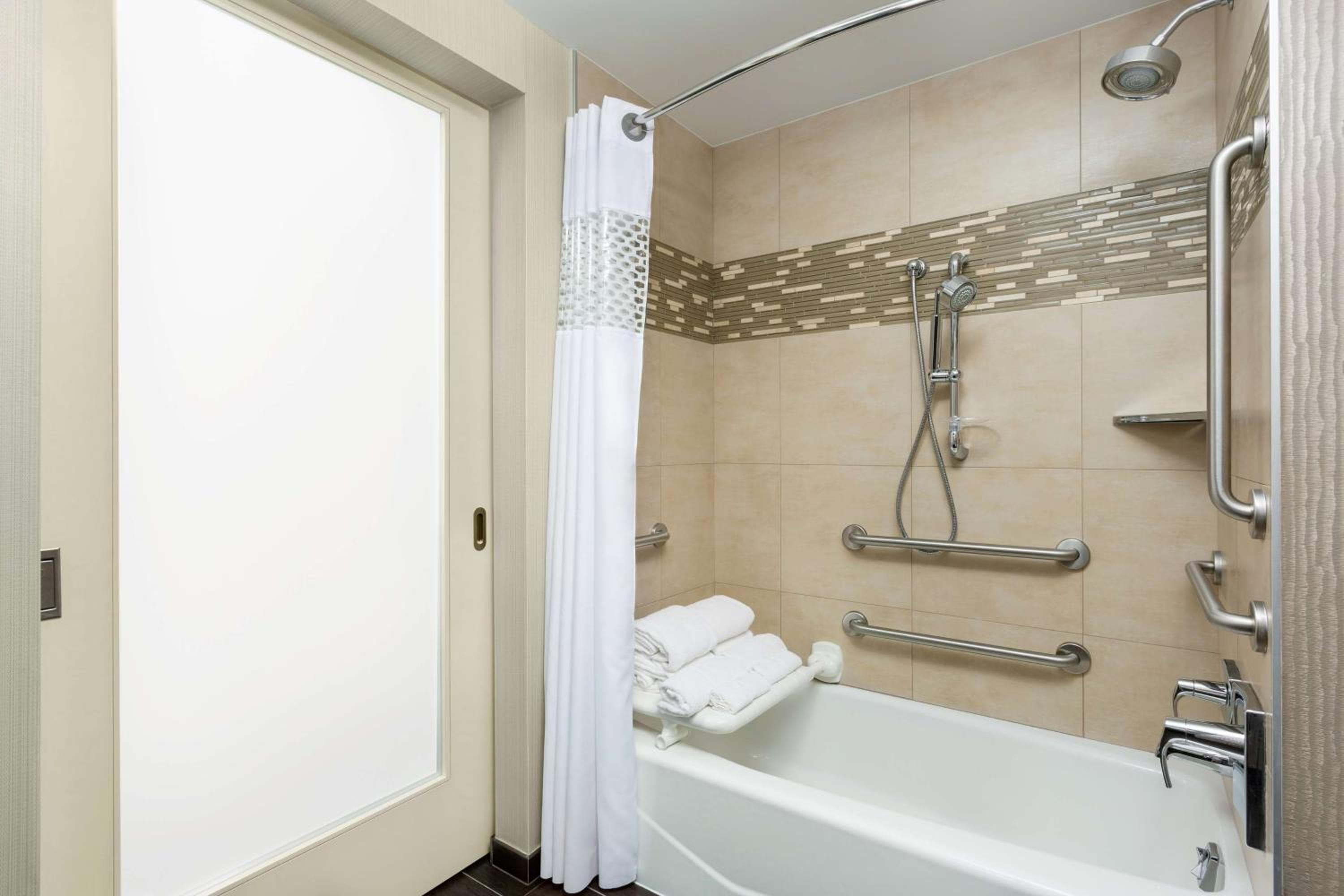 Hampton Inn Times Square Central — 14
