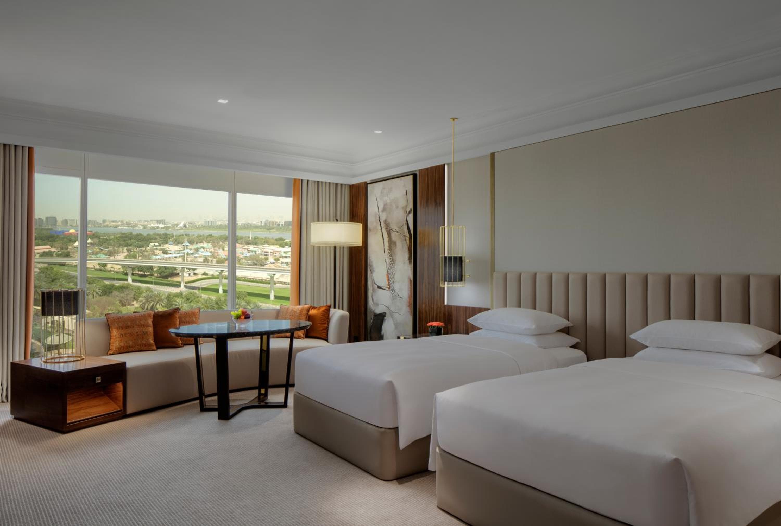 Grand Hyatt Dubai Resort & Waterpark — 7
