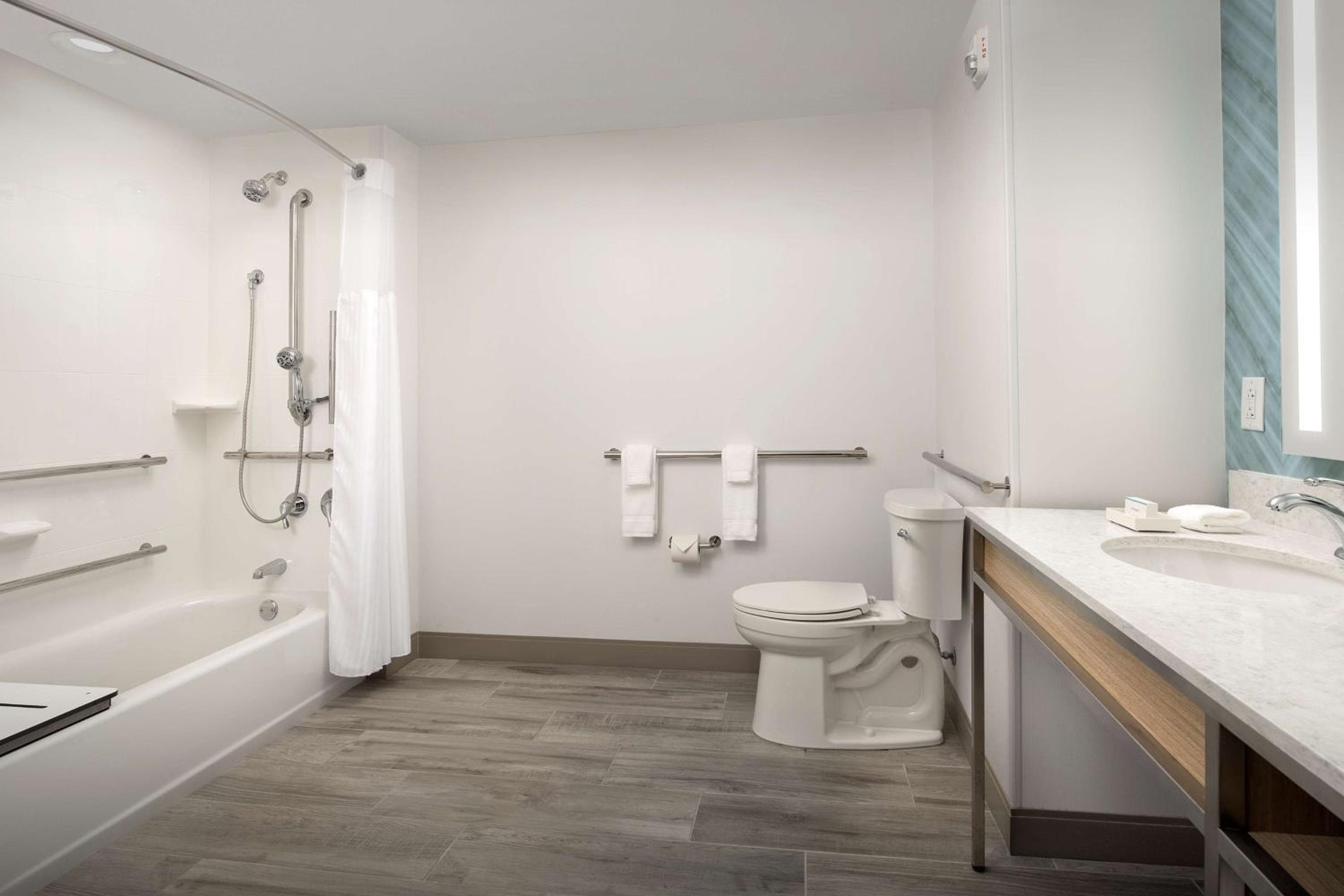 Hilton Garden Inn Orlando-Downtown — 24
