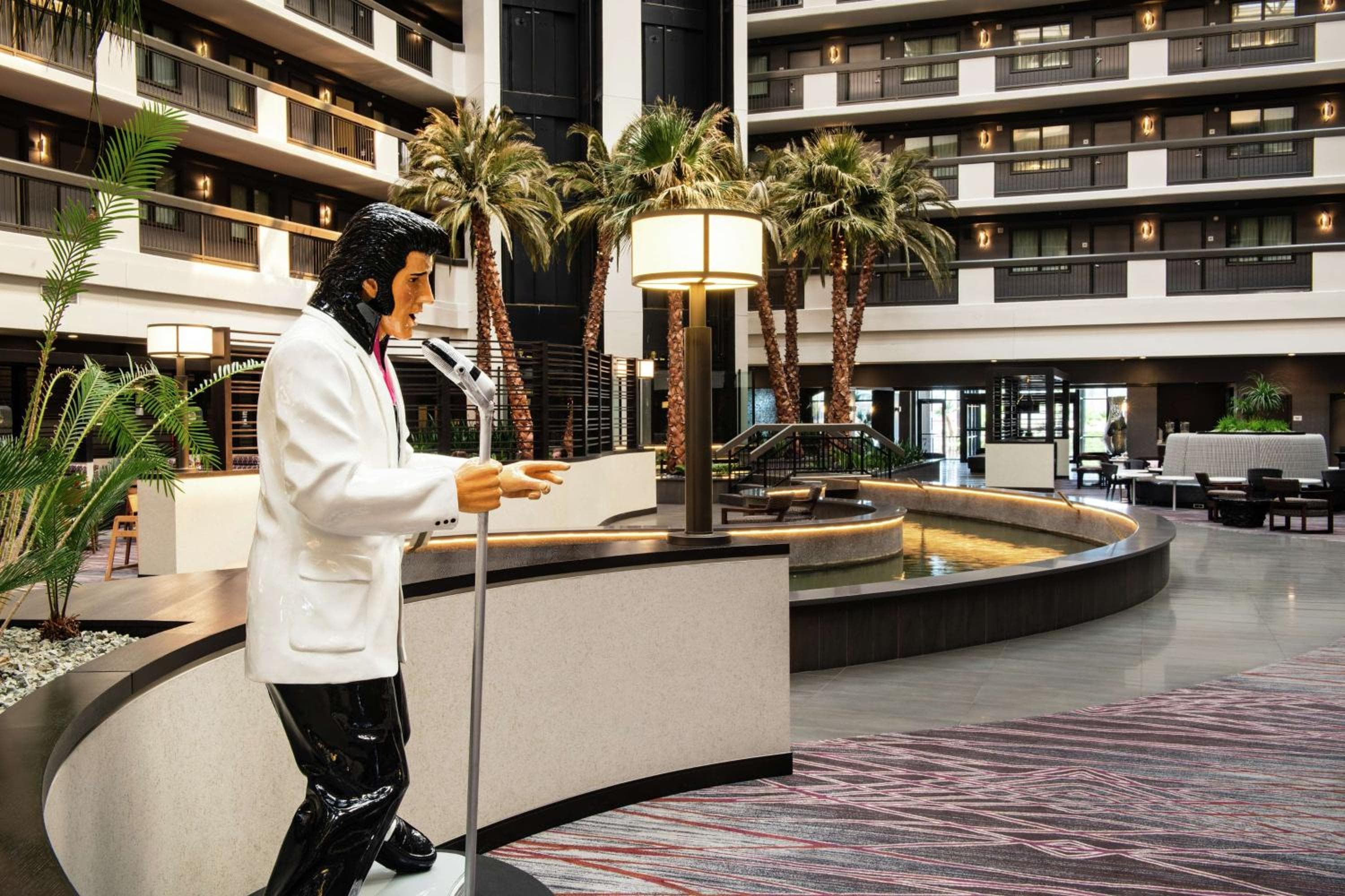 Embassy Suites by Hilton Las Vegas — 7