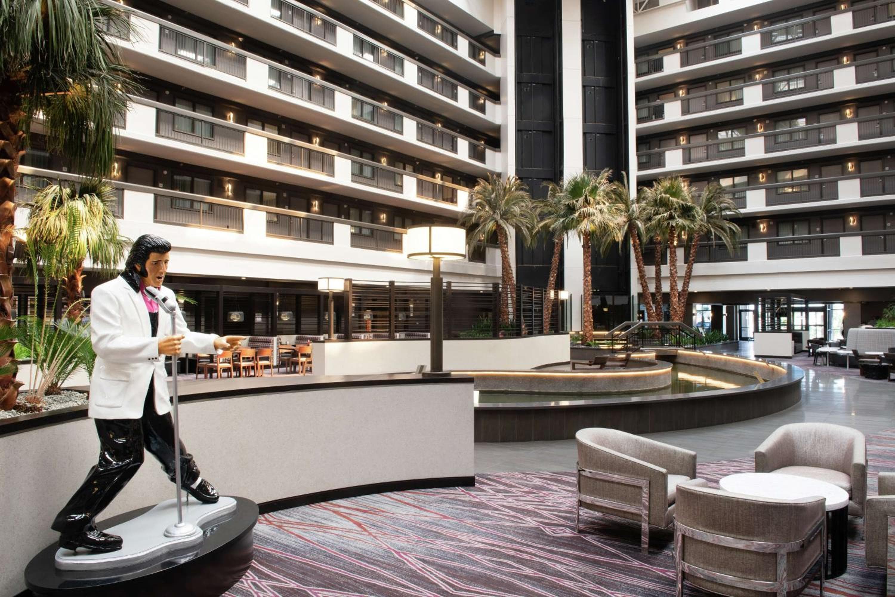 Embassy Suites by Hilton Las Vegas — 6