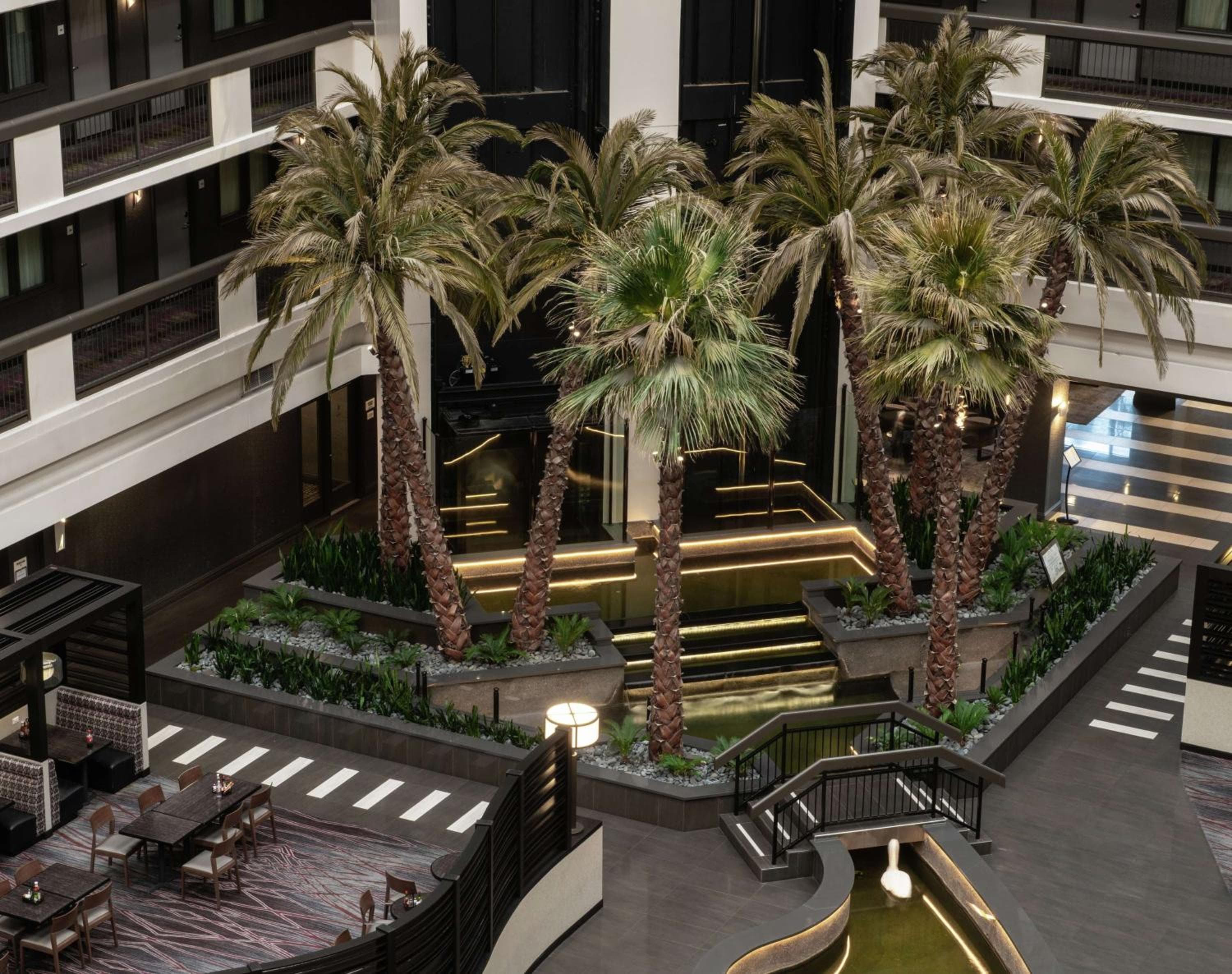 Embassy Suites by Hilton Las Vegas — 12