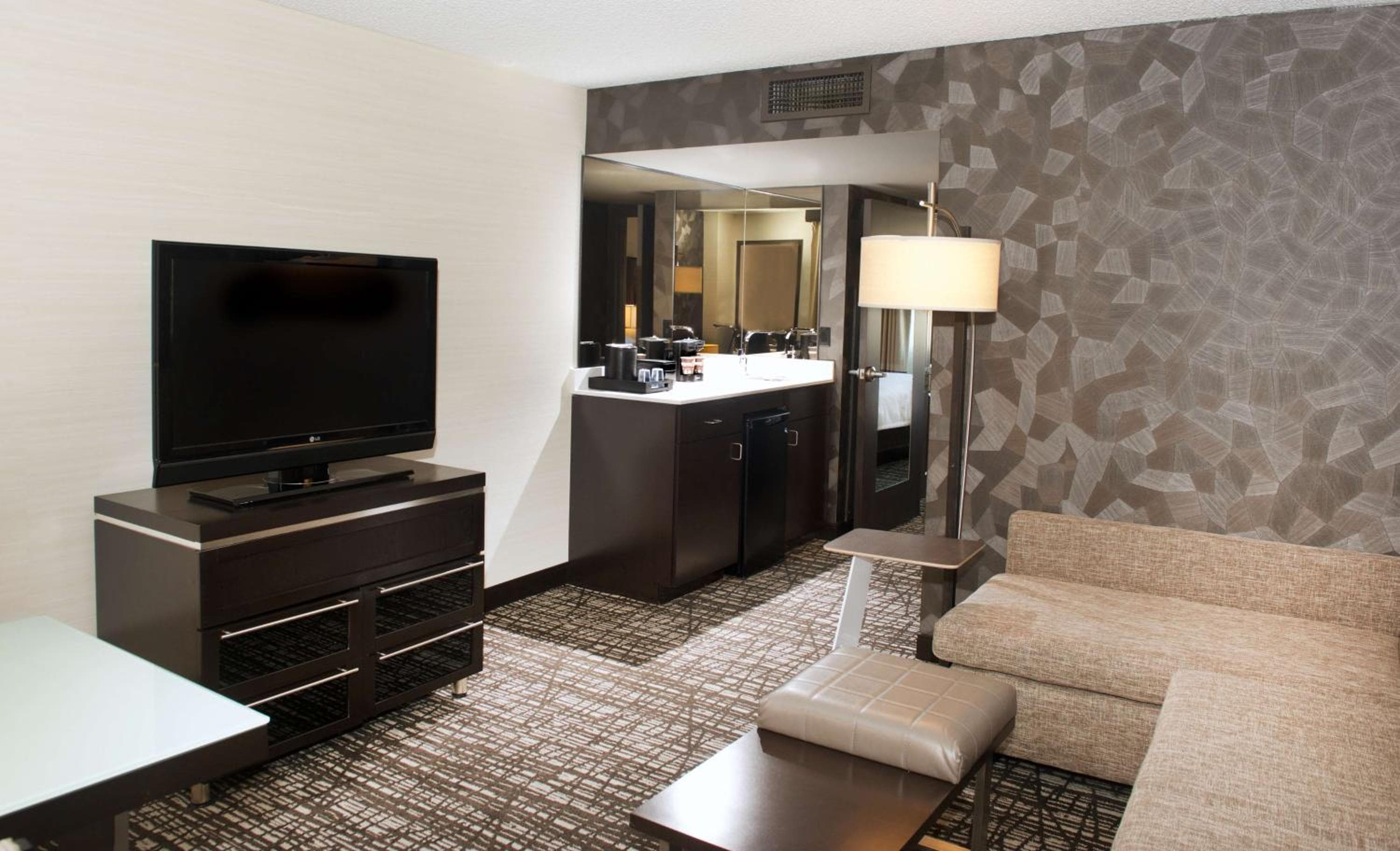 Embassy Suites by Hilton Las Vegas — 25