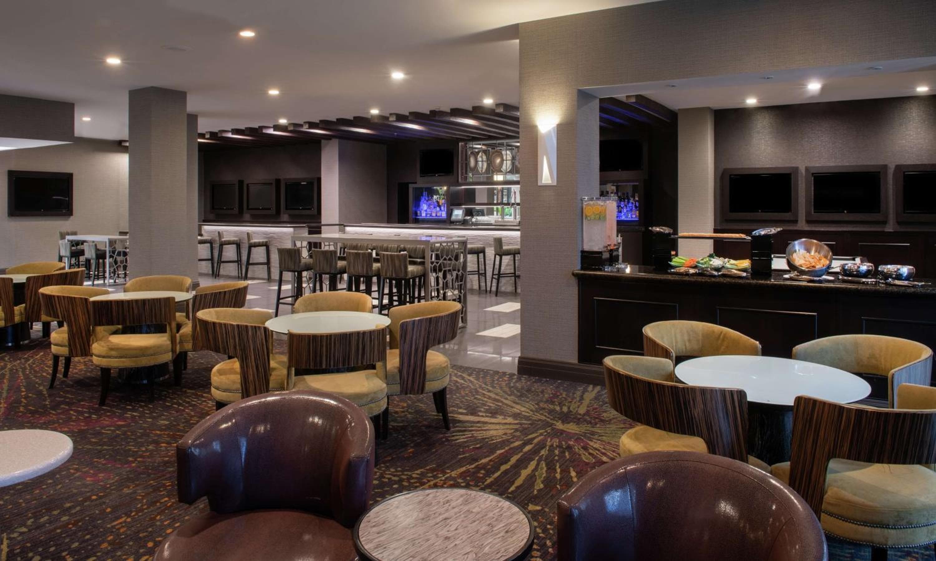 Embassy Suites by Hilton Las Vegas — 29