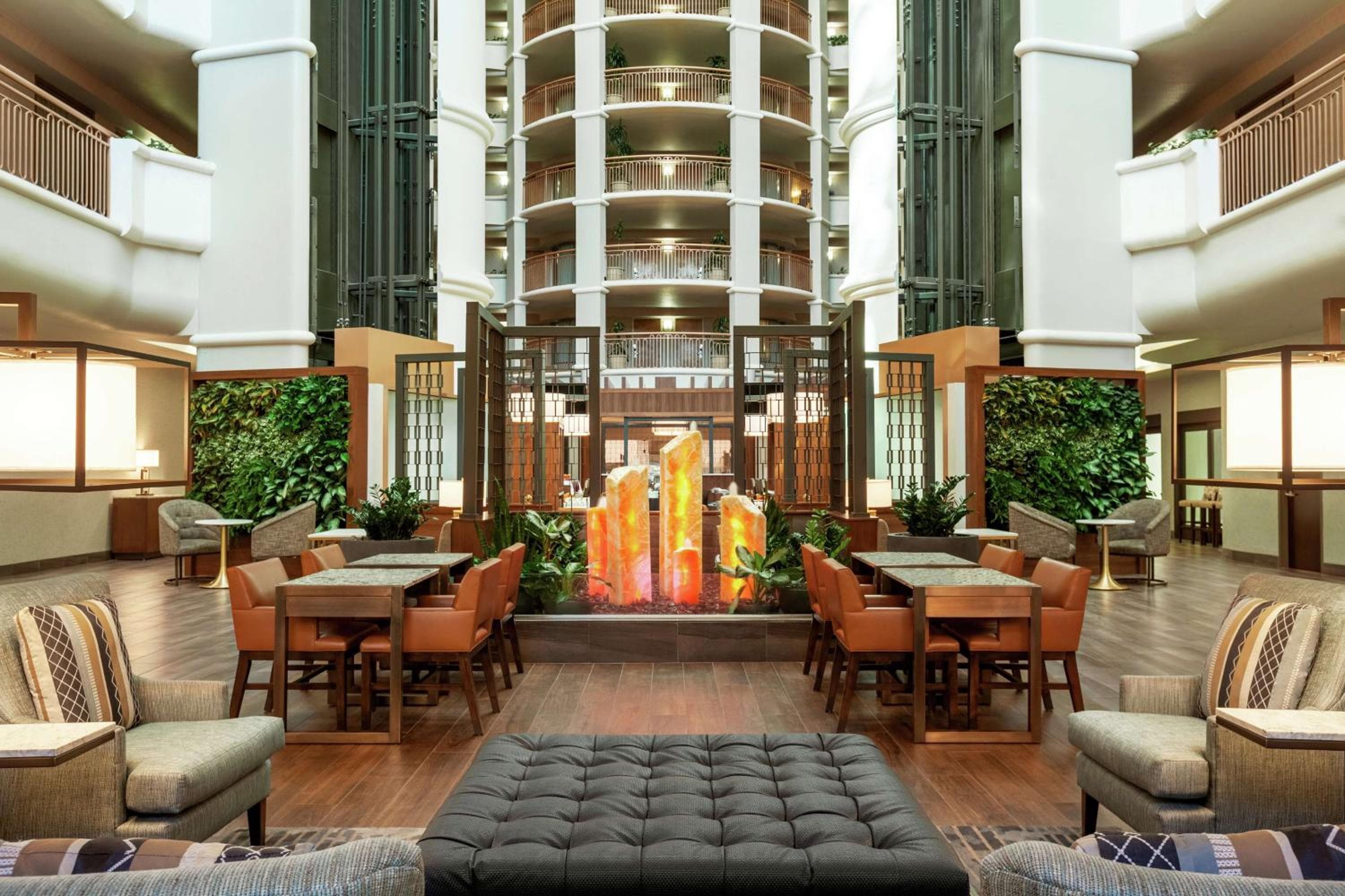 Embassy Suites by Hilton Centro de Convenciones Las Vegas — 3