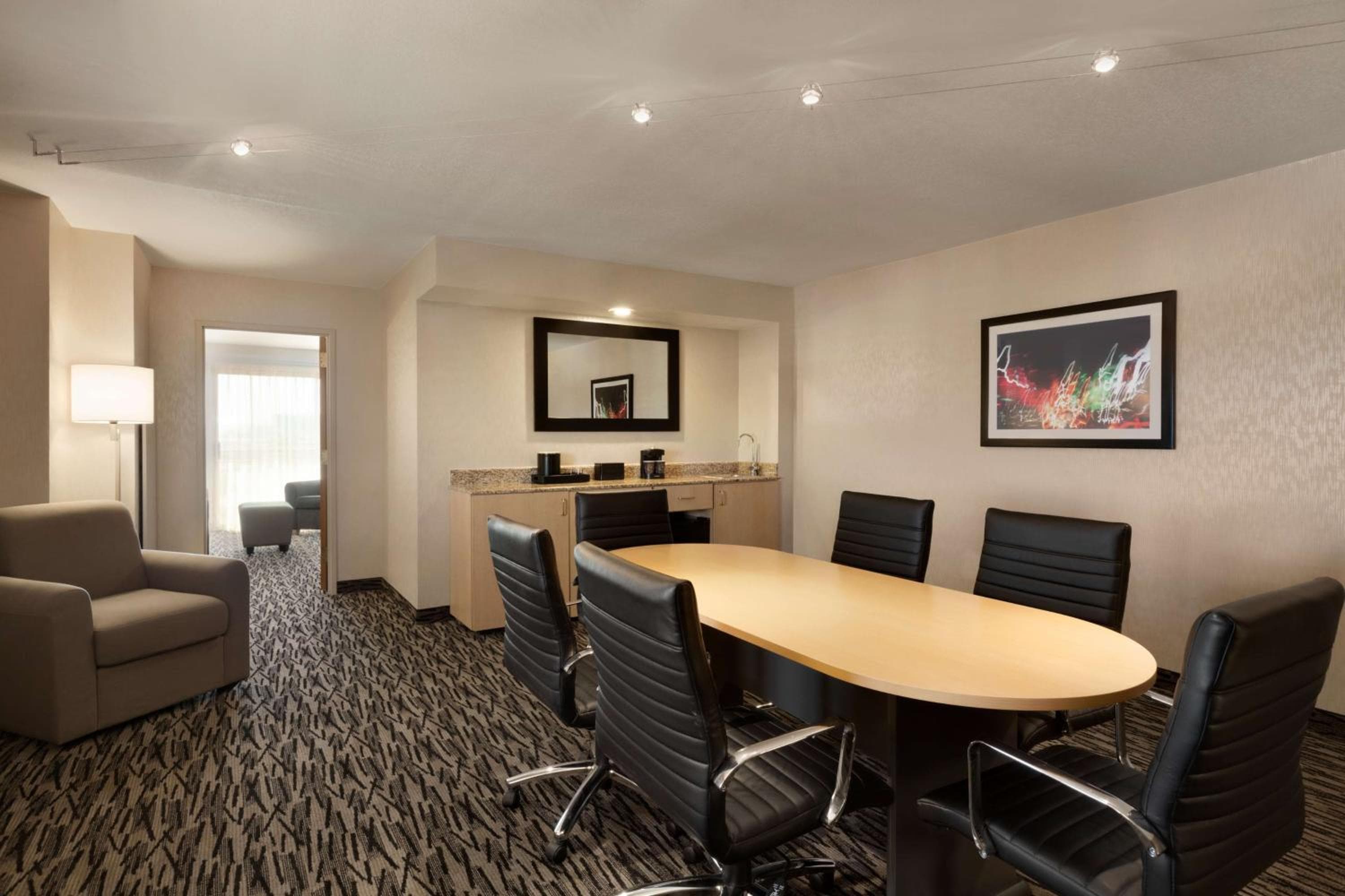 Embassy Suites by Hilton Centro de Convenciones Las Vegas — 16