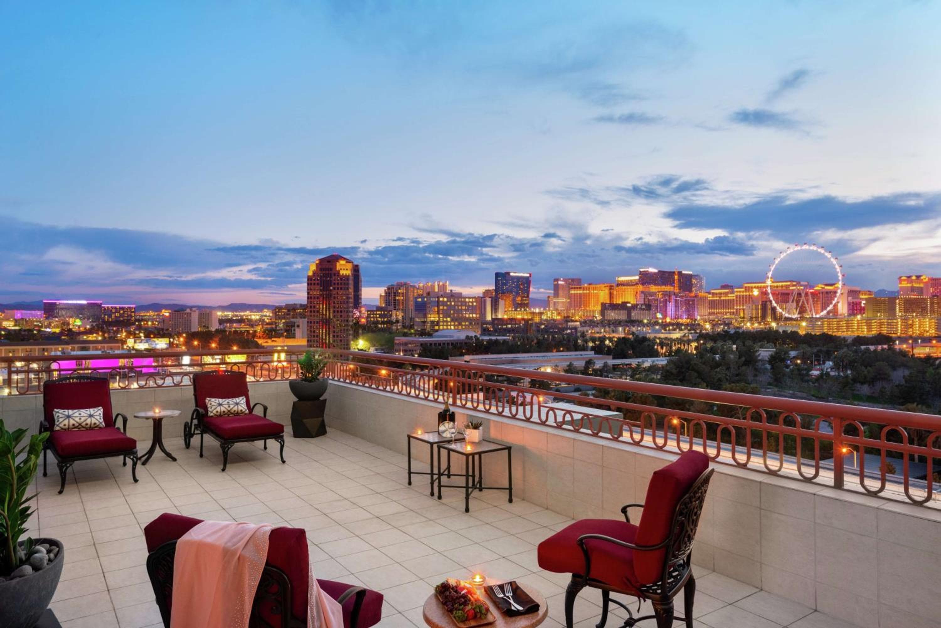Embassy Suites by Hilton Centro de Convenciones Las Vegas — 17