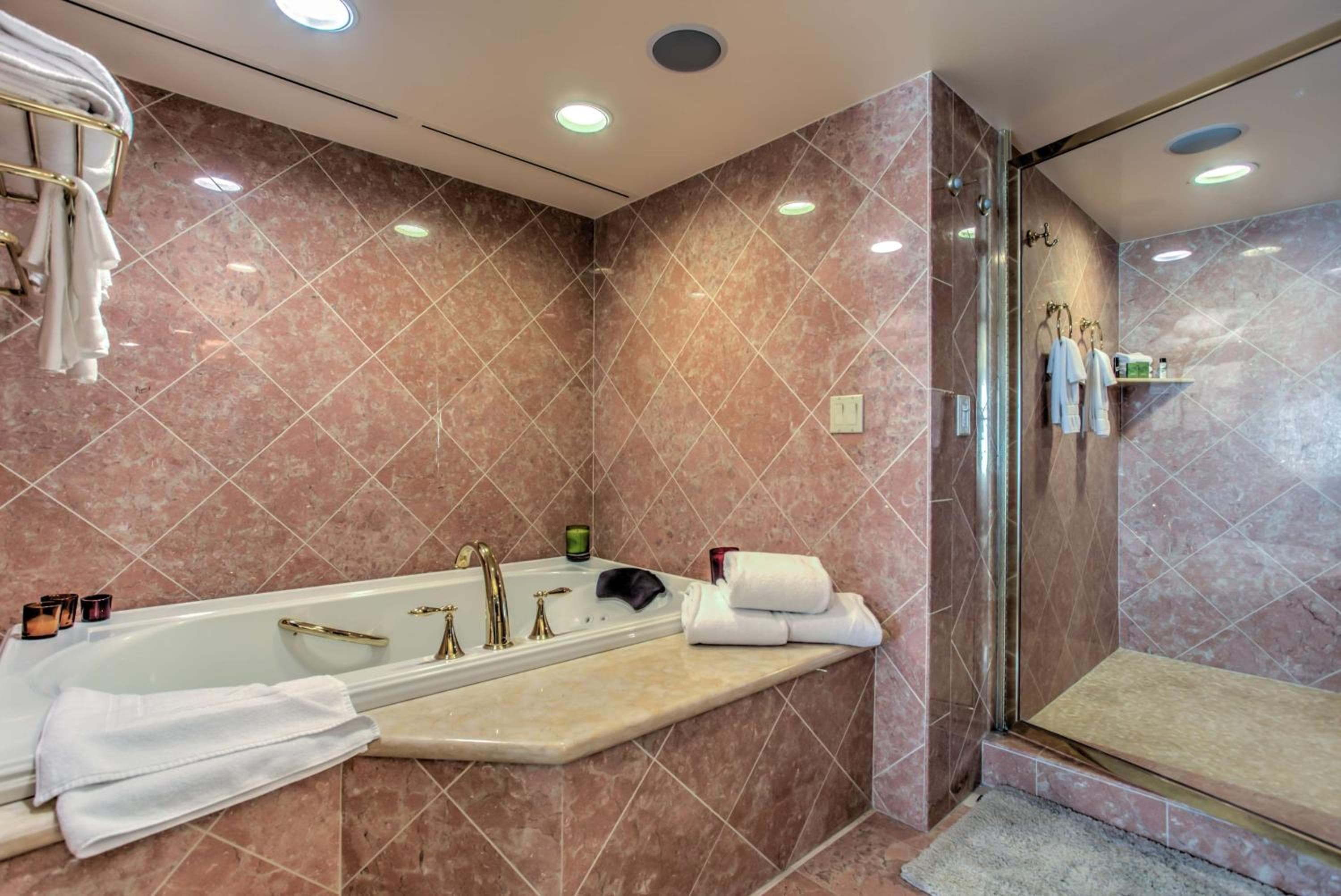 Embassy Suites by Hilton Centro de Convenciones Las Vegas — 20