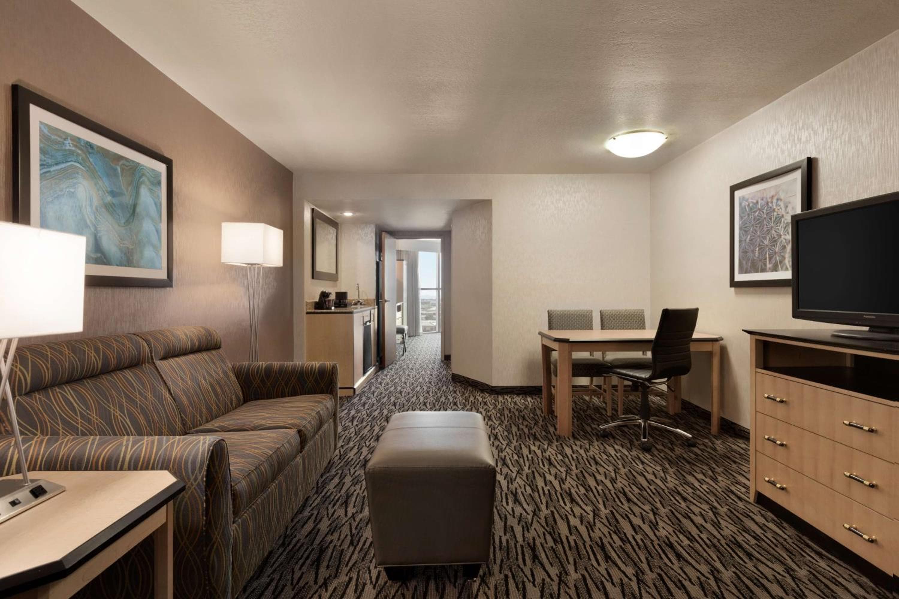Embassy Suites by Hilton Centro de Convenciones Las Vegas — 28