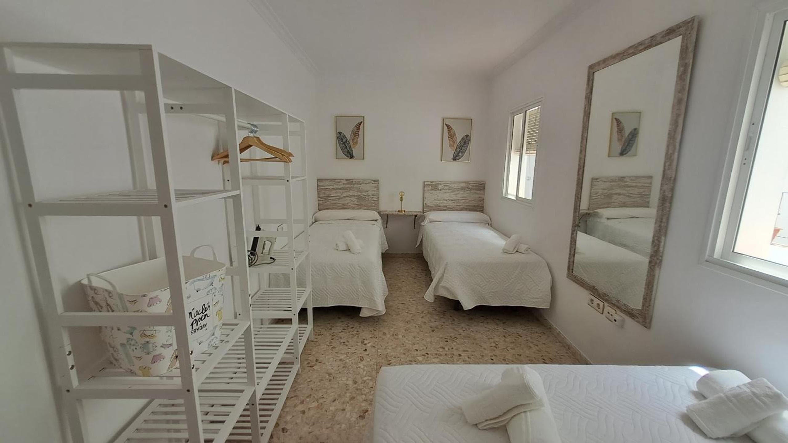Apartamentos TrianaSol — 2