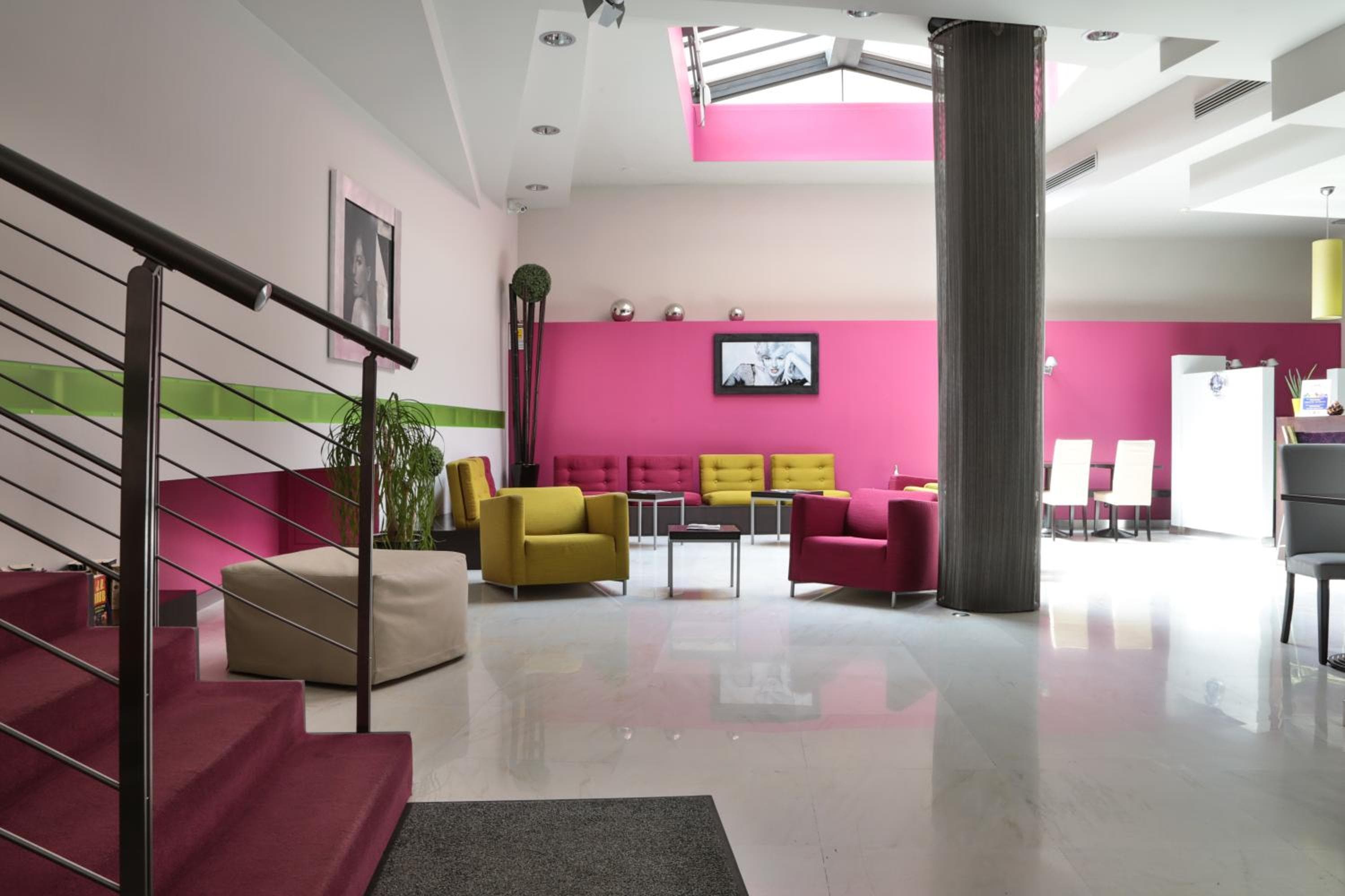 Best Western Cinemusic Hotel — 10