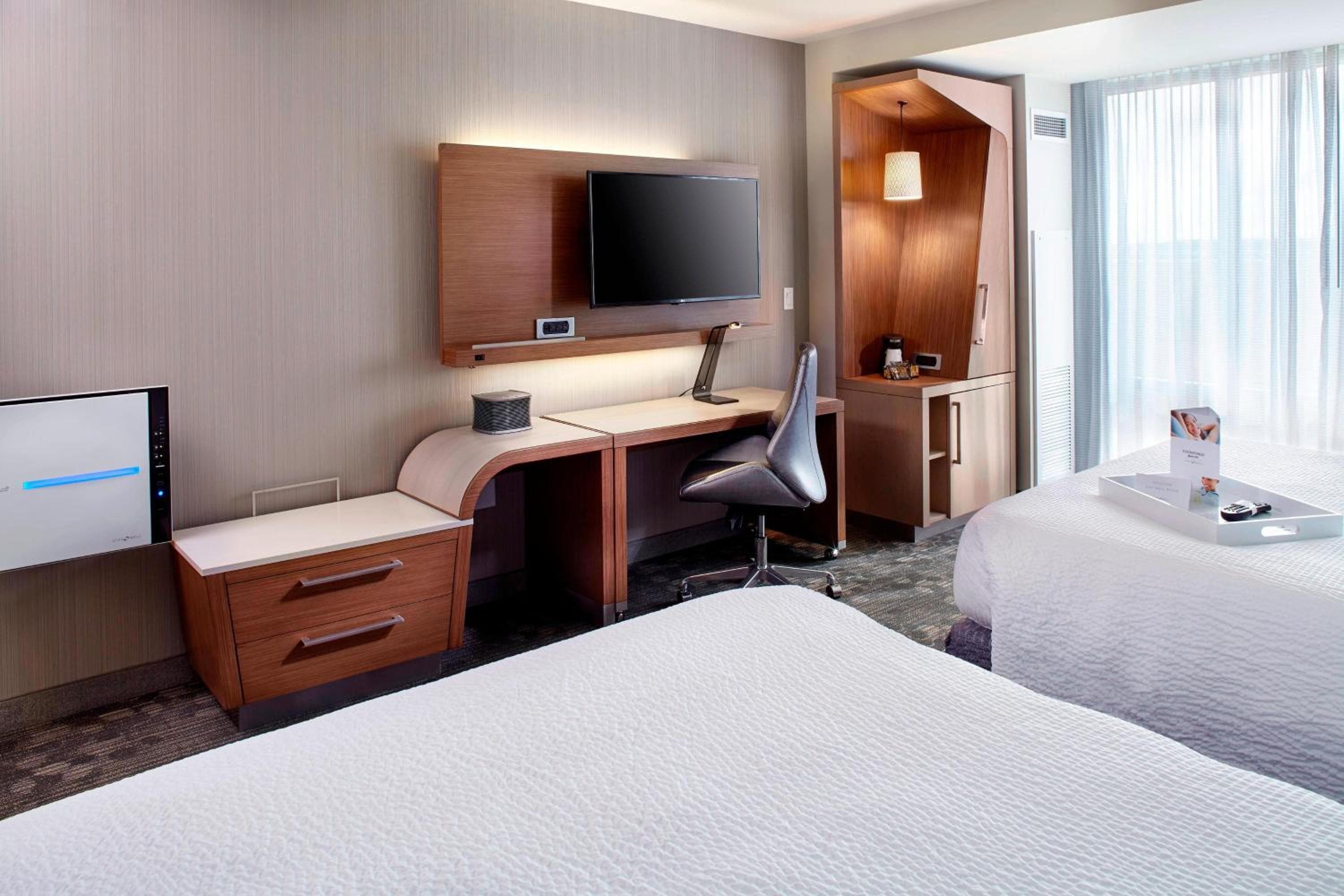 Cortile del Marriott Orlando Lake Nona — 9