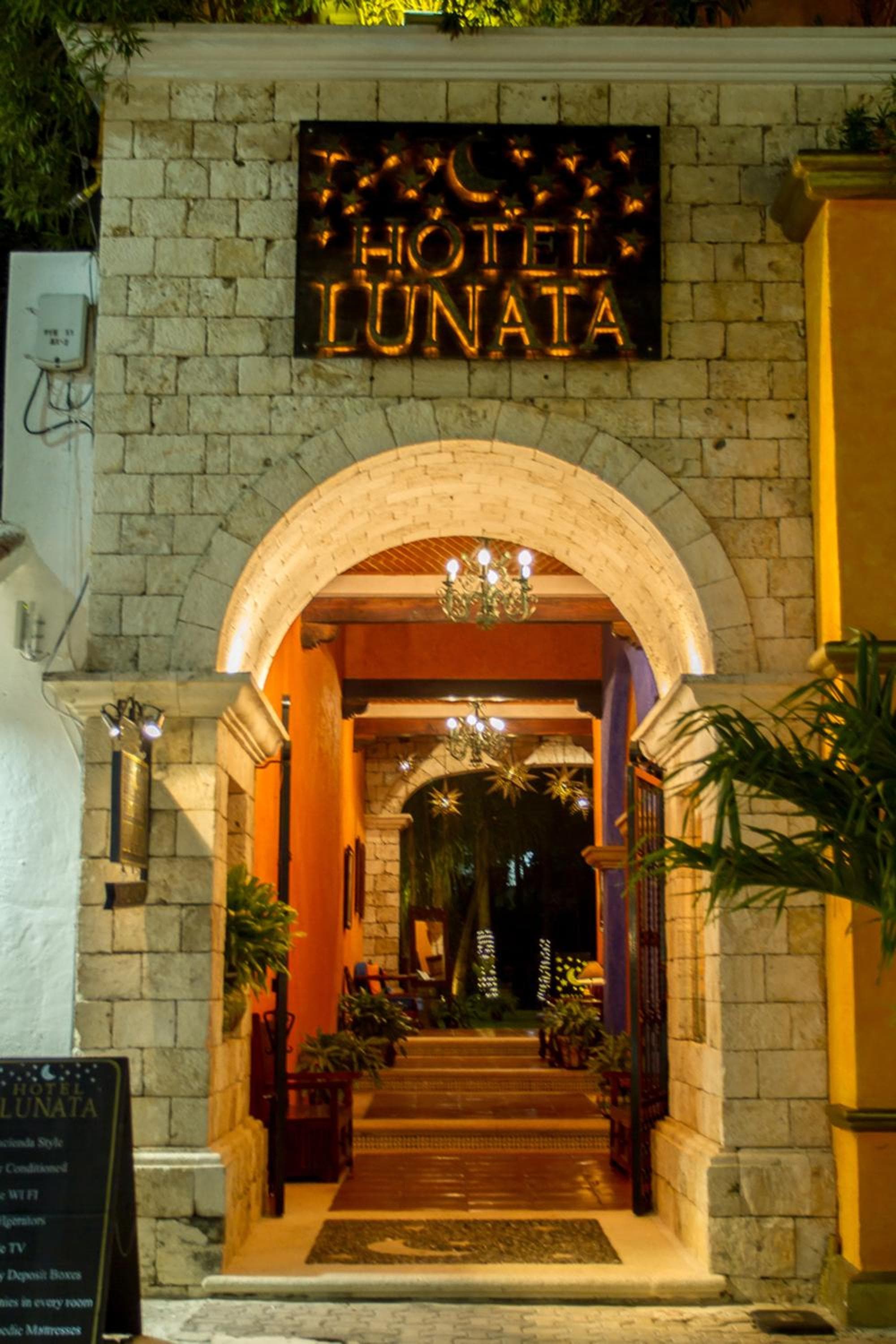 Hotel Lunata - 5th Avenue — 10